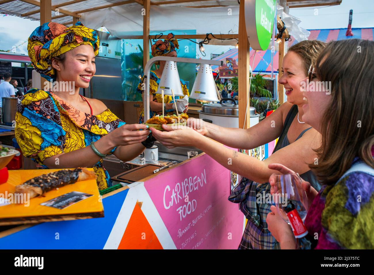 Caribbean food in the Street Food Festival im Zürich Hauptbahnhof