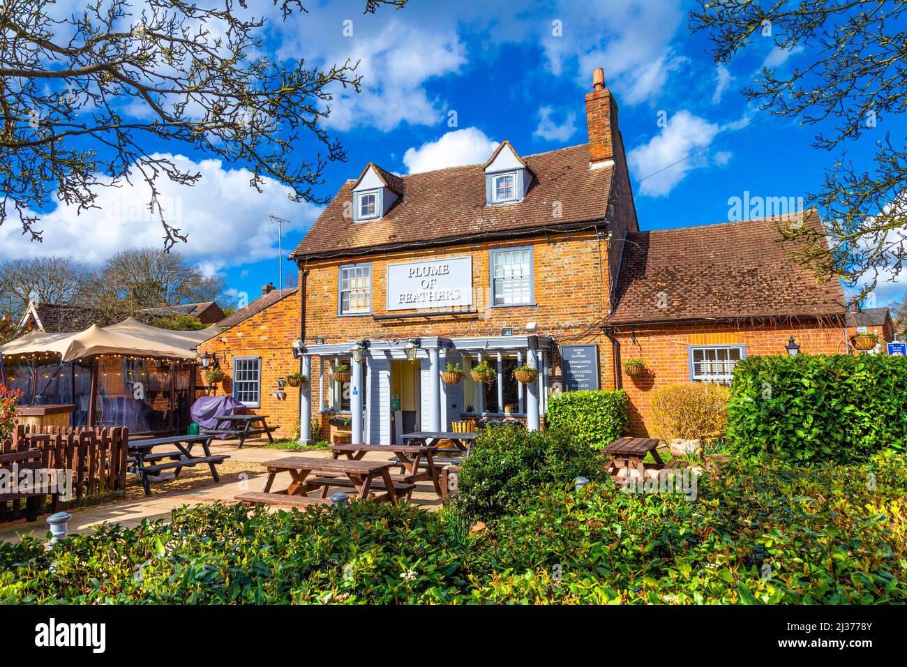 Exterior of the Plume of Feathers pub in Little Wymondley, Hertfordshire, UK Stock Photo