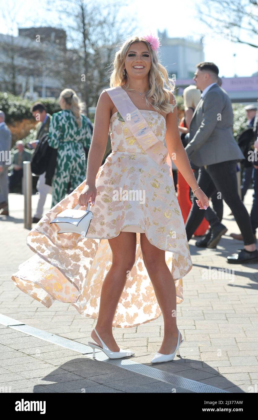 Beth Martin from Gloucester celebrating her 18th birthday today   Day Four, Gold Cup Day at Cheltenham Racecourse Gold Cup Festival    Crowds    Pictu Stock Photo