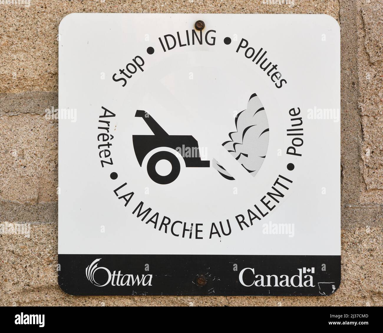 No car idling sign in Ottawa Stock Photo