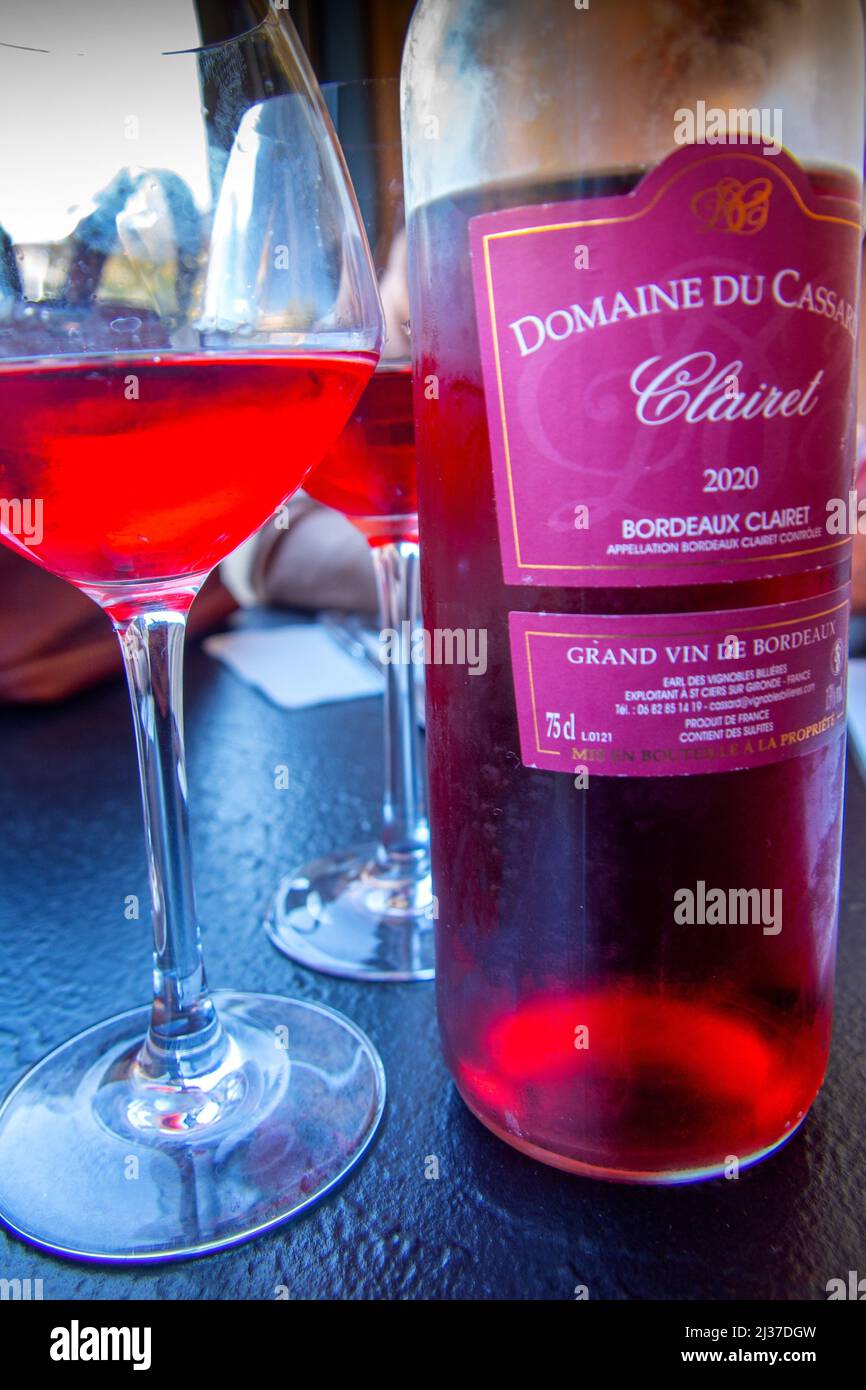 FranceNouvelle Aquitaine=Gironde= , ''Clairet'' wine of ''Domaine de Cassard'', ar Saint Ciers sur Gironde..A typical rose wine from Bordeaux... Stock Photo