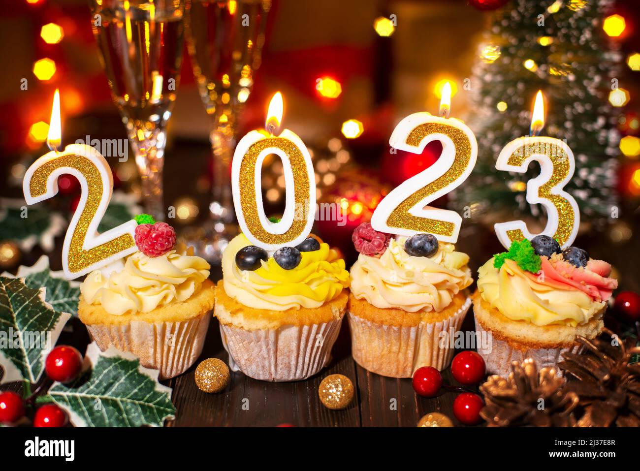 Candle tray hires stock photography and images Alamy