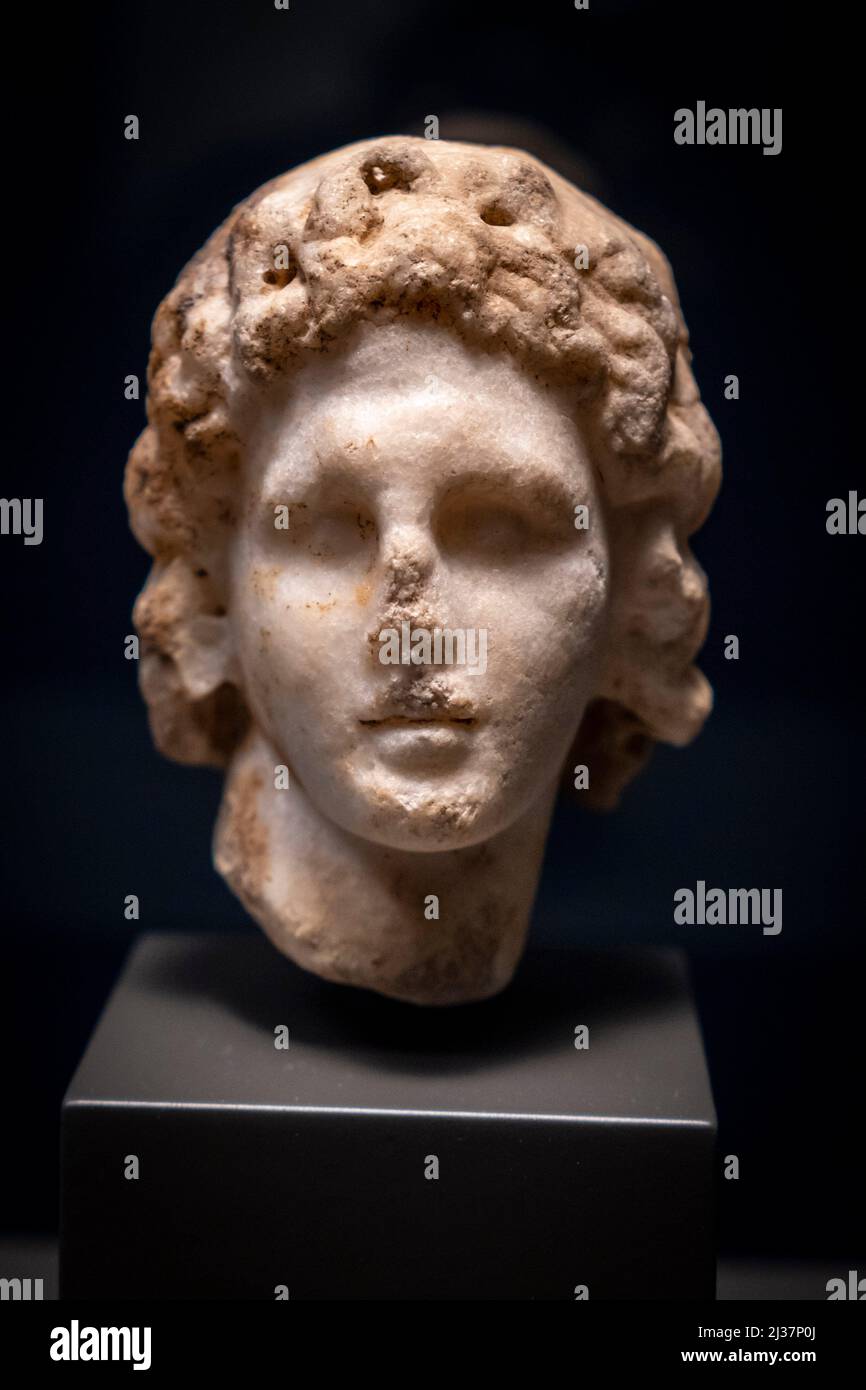 head of Alexander the Great, marble, Macedonian dynasty, reign of Alexander the Great, granite, 332-323 BC, Temple of Aphrodite, Cyrene, Libya, Stock Photo