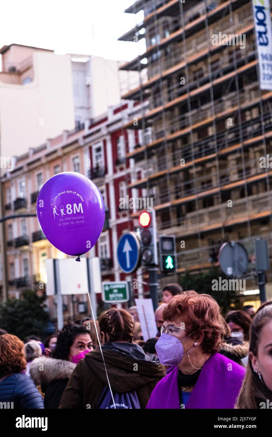 2022 mask hires stock photography and images Alamy