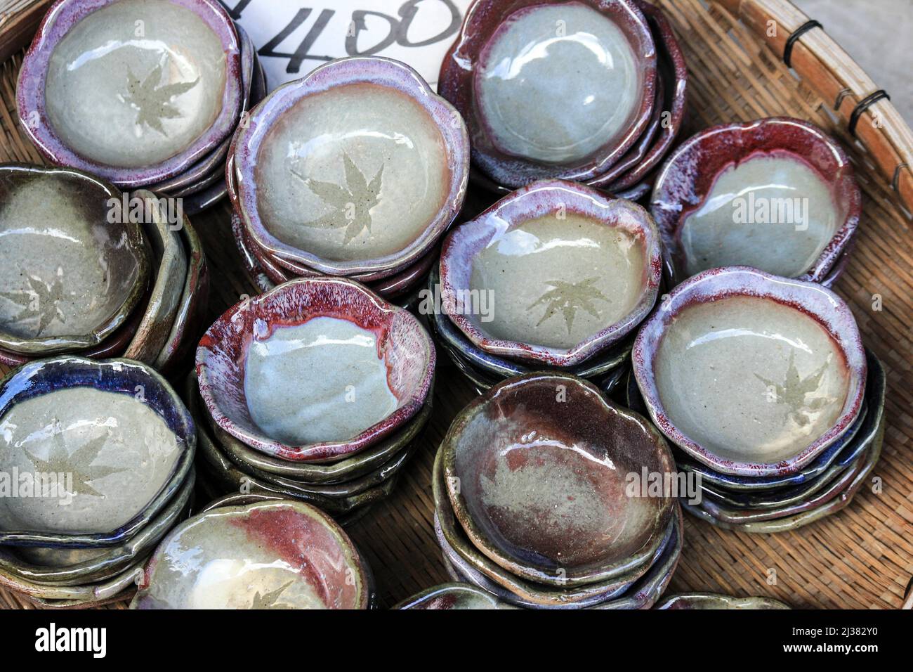 Colorful Japanese side dishes for soy sauce, dipping, etc. Japanese