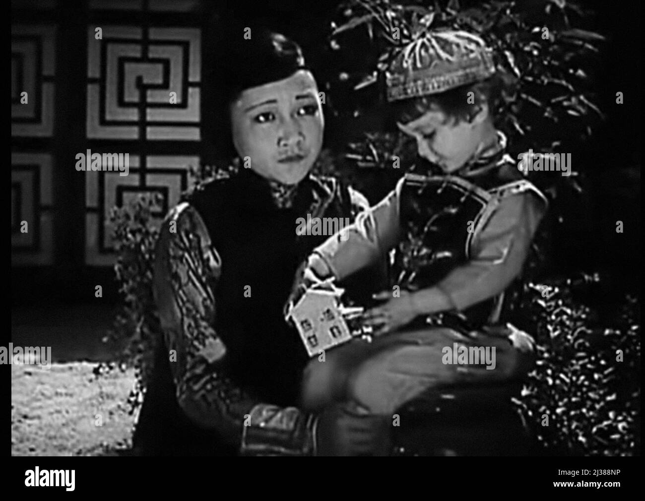 The Toll Of The Sea 1922 starring Anna May Wong directed by Chester M ...