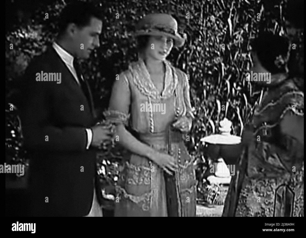 The Toll Of The Sea 1922 starring Anna May Wong directed by Chester M ...