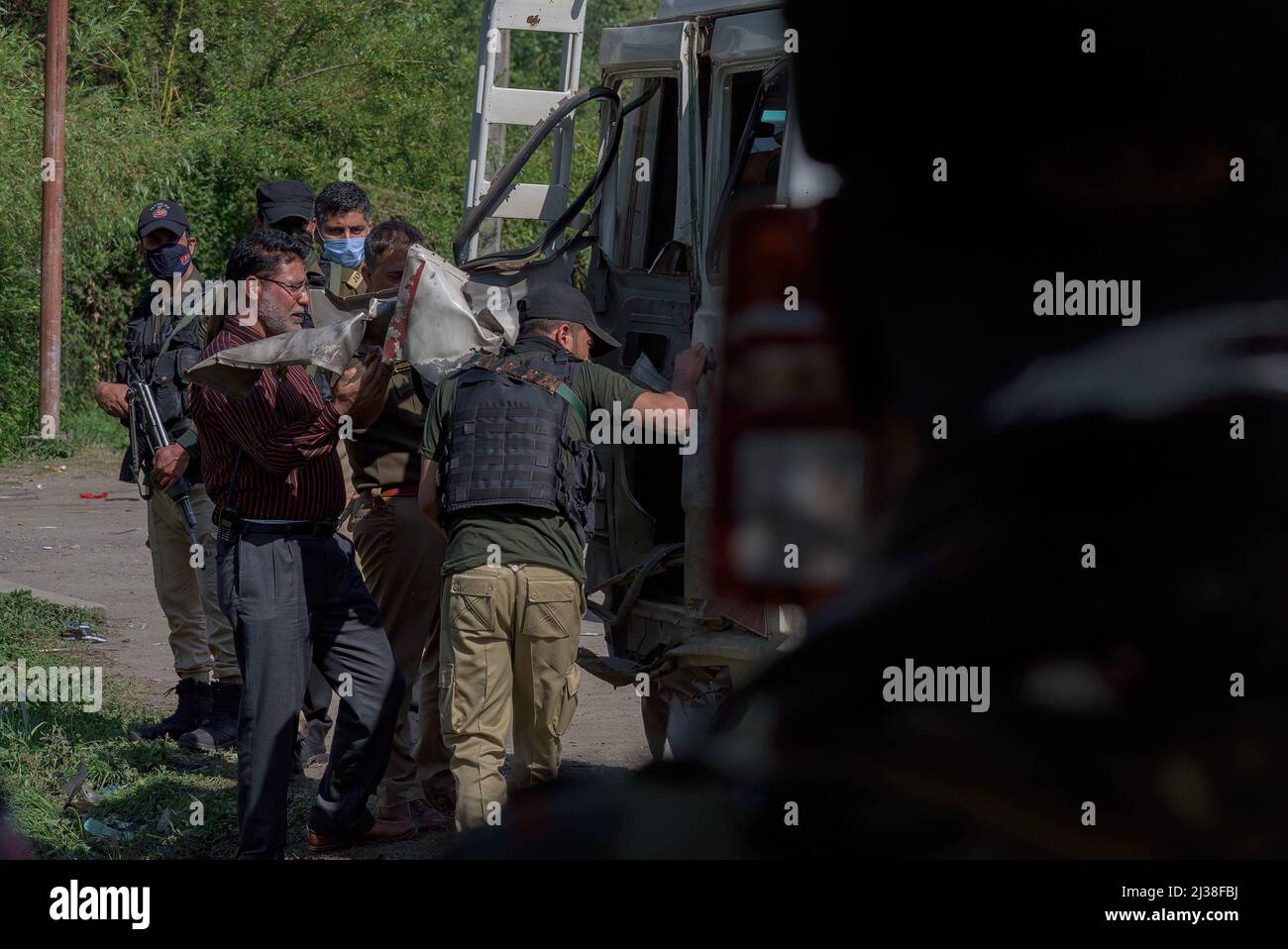 Srinagar, India. 06th Apr, 2022. Indian forces inspect partially damaged tempo vehicle following a suspected cylinder blast at a car parking area outside tulip garden in Srinagar. (Photo by Idrees Abbas/SOPA Images/Sipa USA) Credit: Sipa USA/Alamy Live News Stock Photo