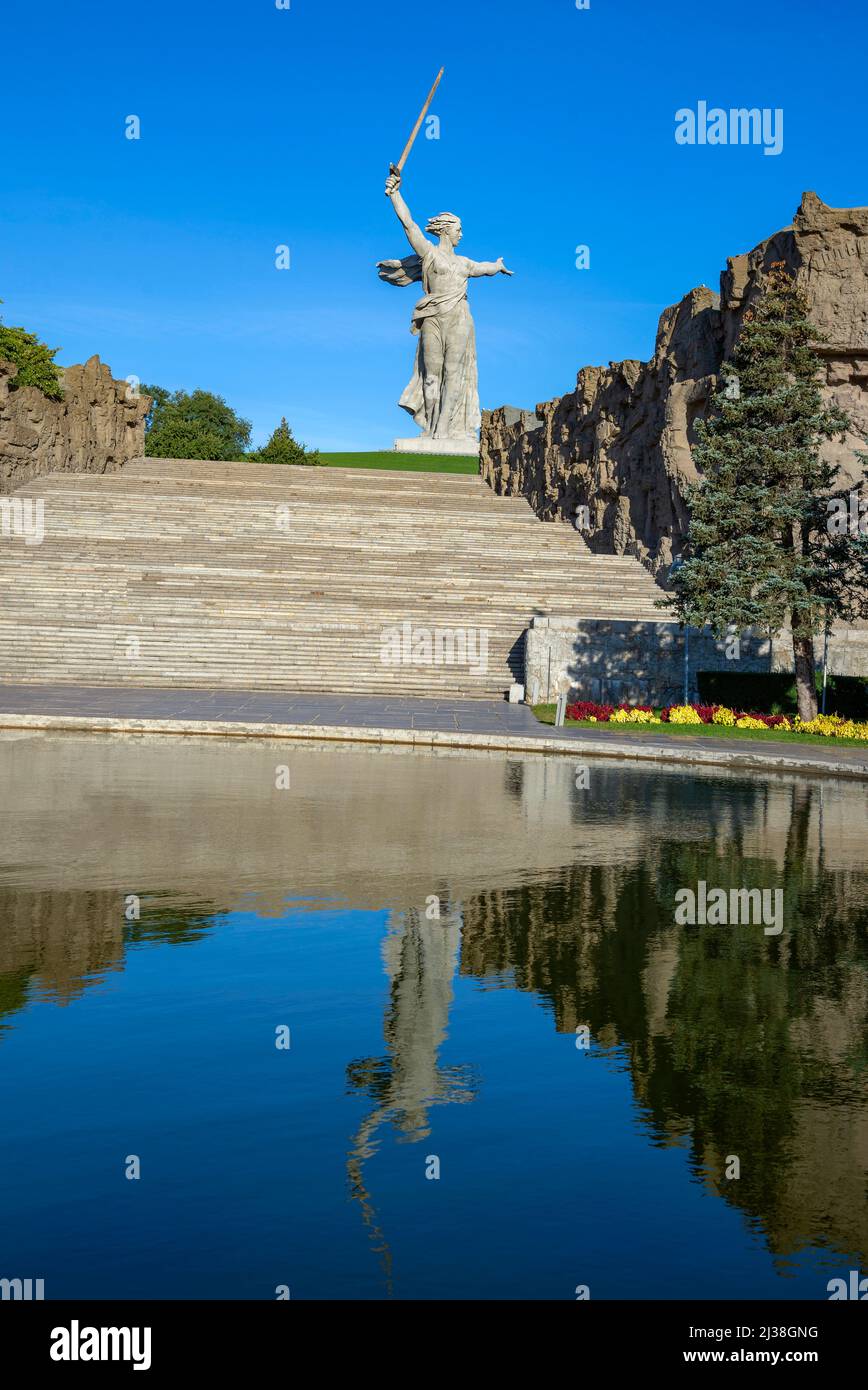 VOLGOGRAD, RUSSIA - SEPTEMBER 19, 2021: Motherland monument with reflection. Mamaev Kurgan, Volgograd Stock Photo