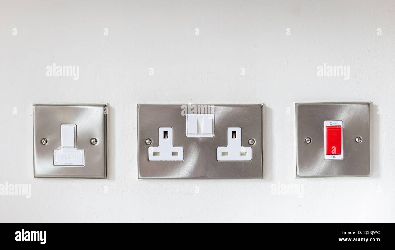 Double Silver Wall Power Socket & Two USB Charging Points Brushed Steel 13amp