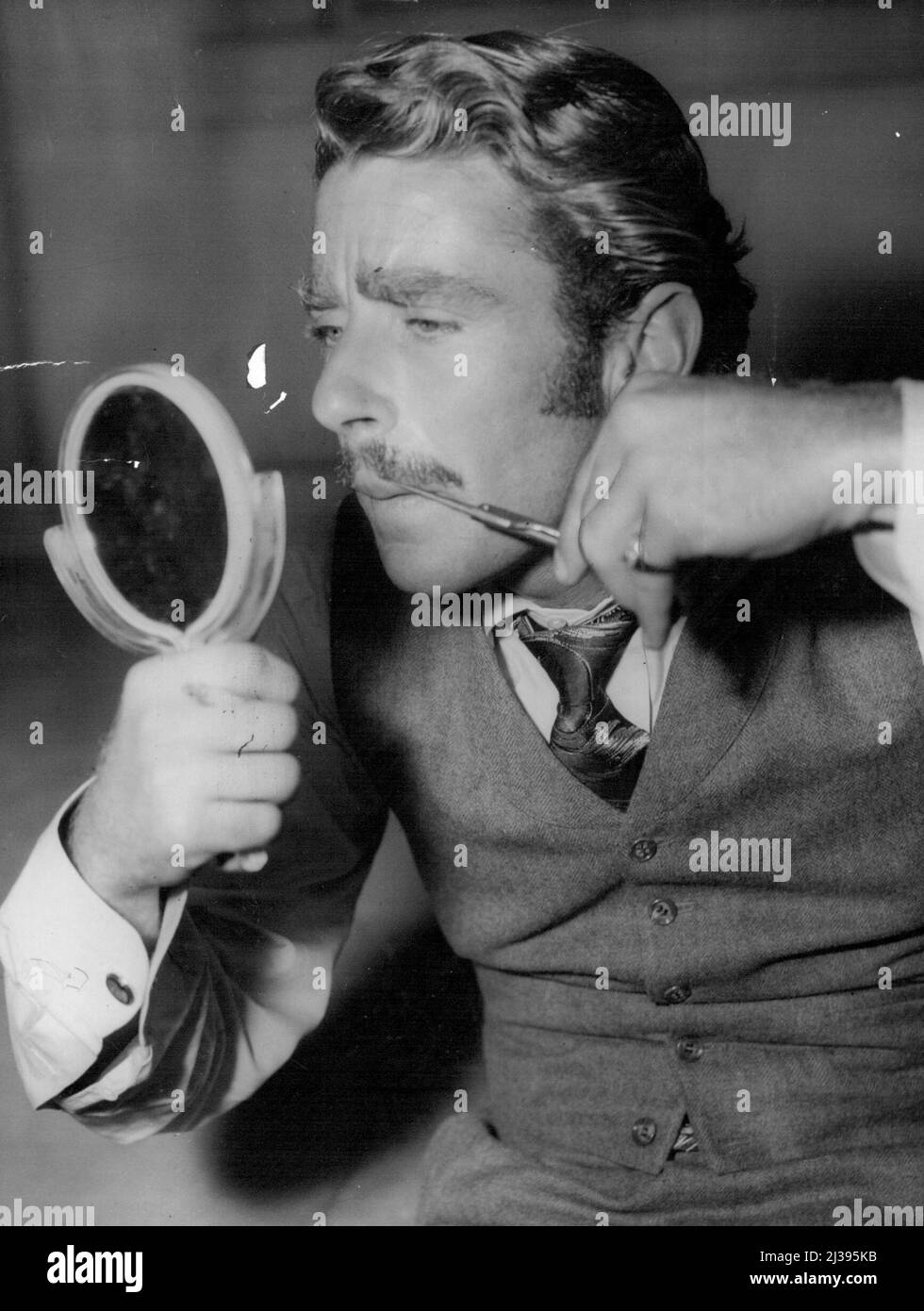 Peter Lawford who takes part of "Connor" in the Fox picture "Kangaroo