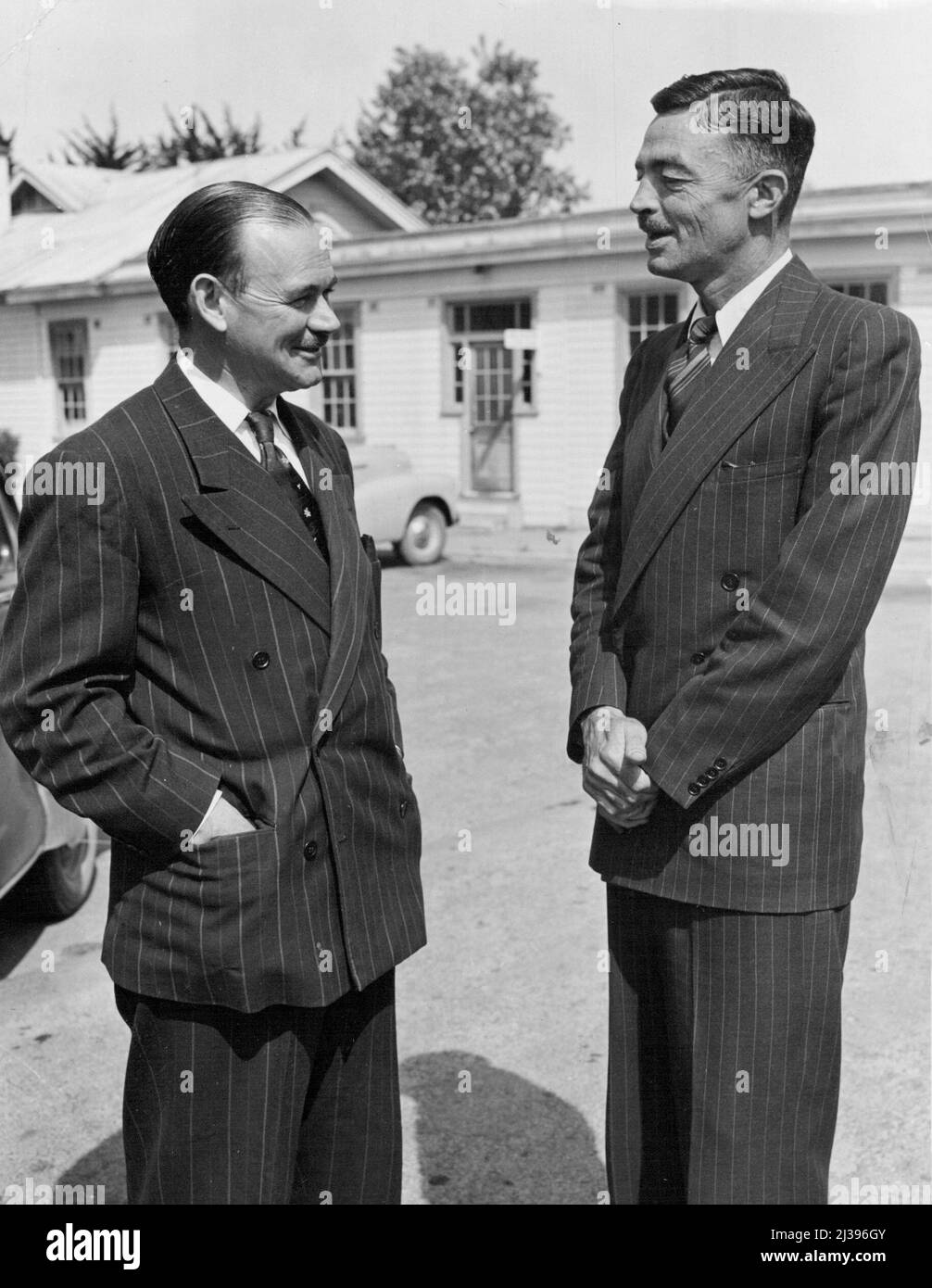 Sir paul meernaa caedwalla hasluck hi-res stock photography and images ...