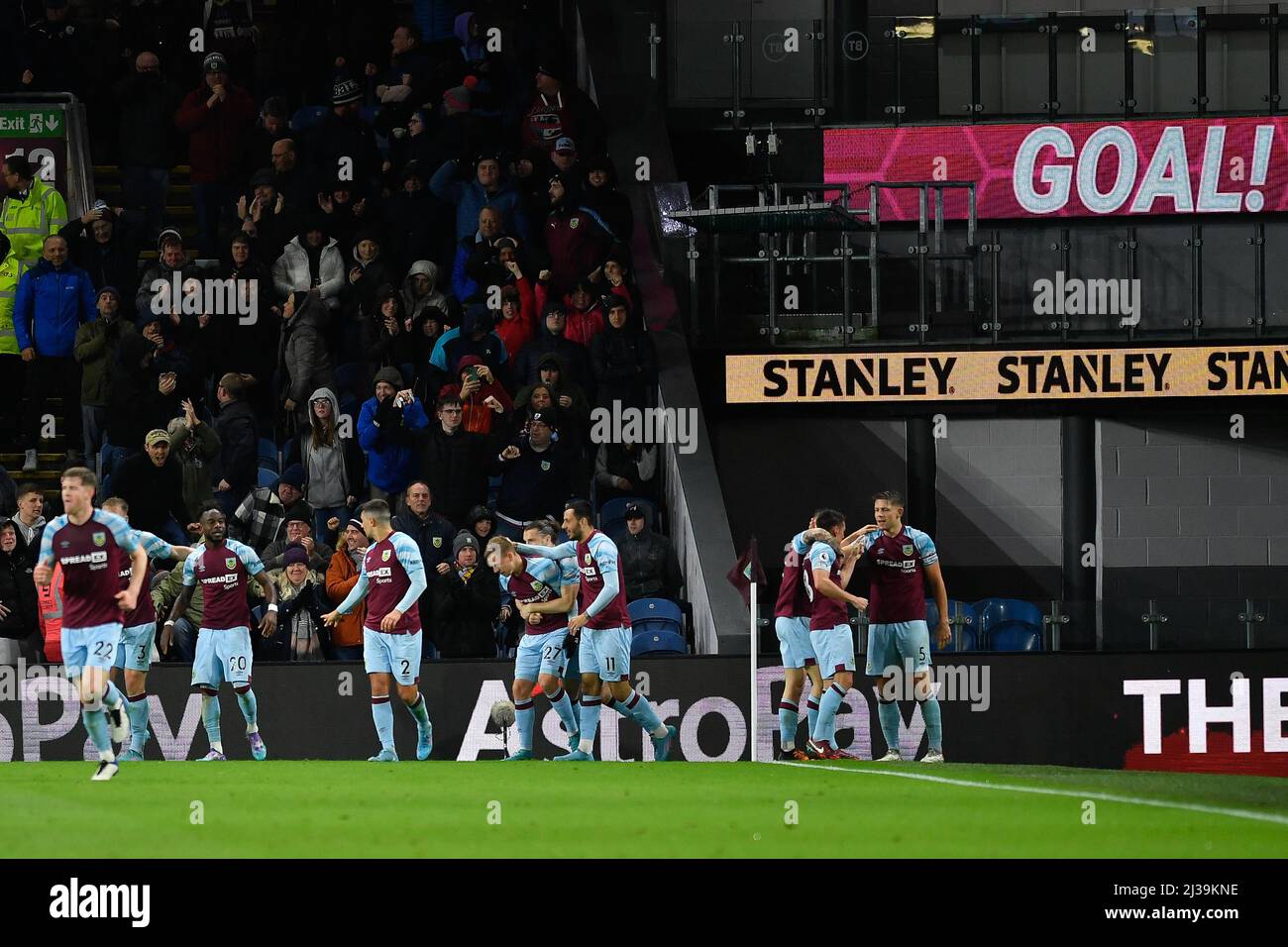 Maxwel burnley everton hires stock photography and images Alamy
