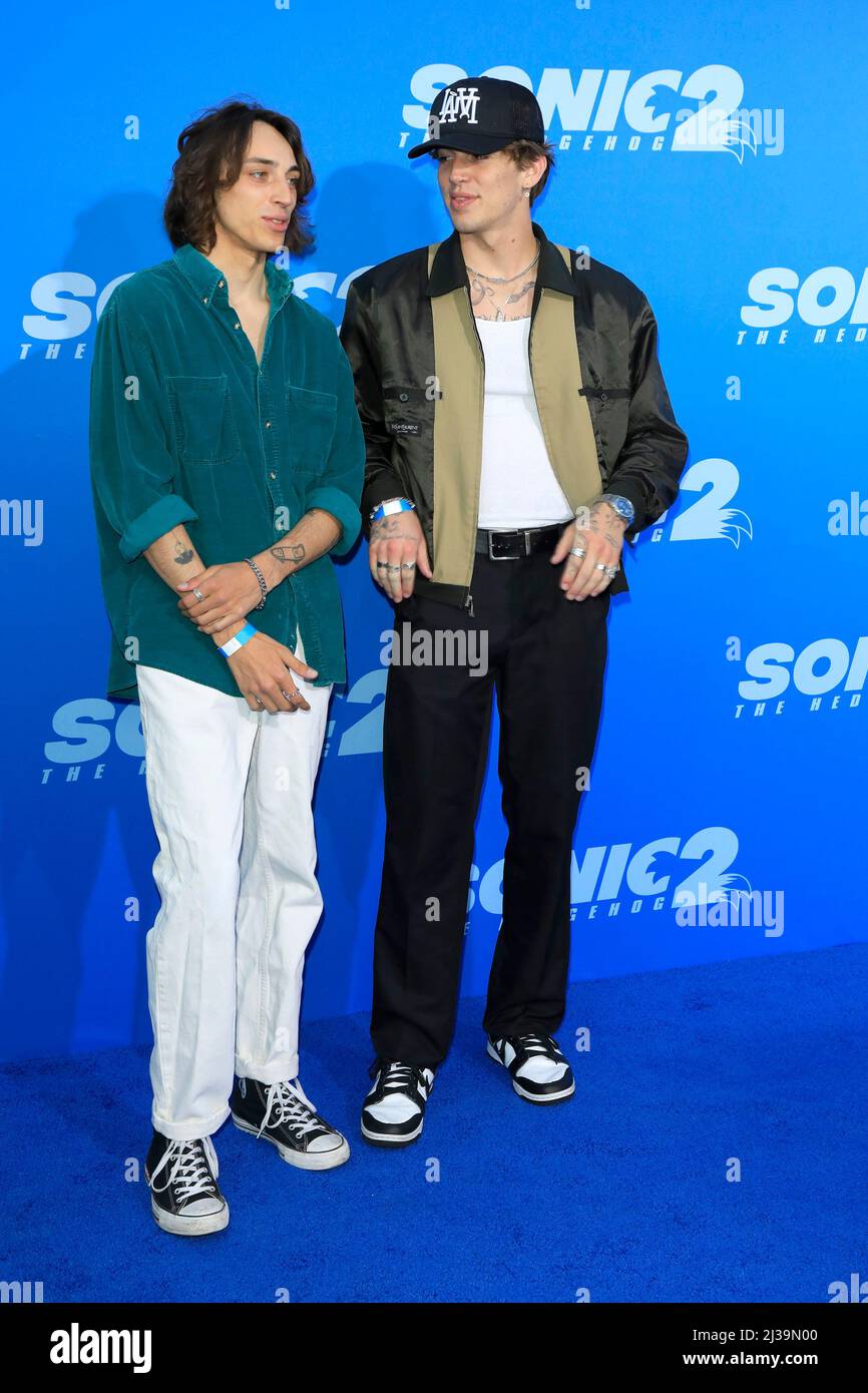 LOS ANGELES APR 5 Vinnie Hacker at the Sonic The Hedgehog 2 LA Premiere at Village Theater on