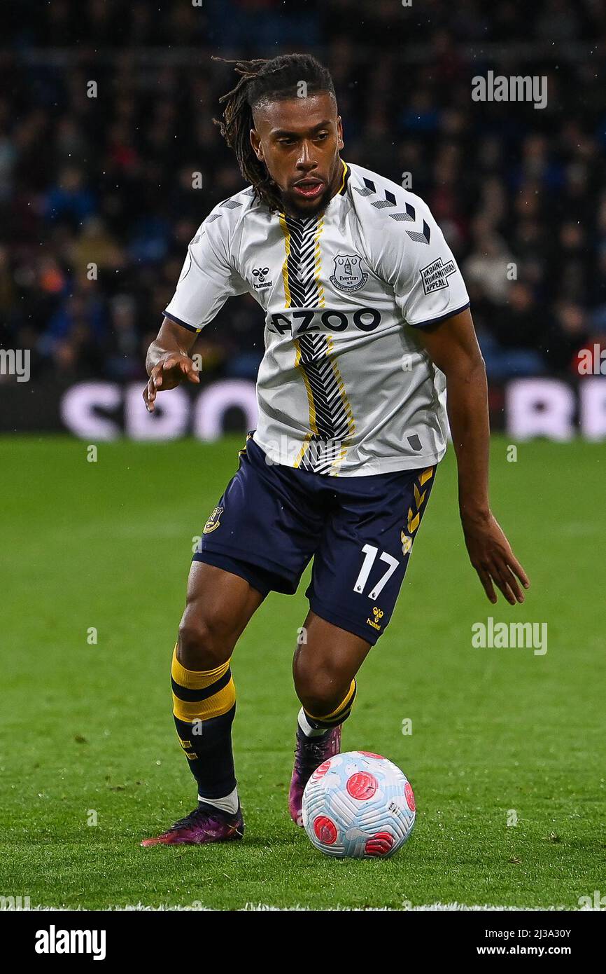 Alex Iwobi #17 of Everton makes a break with the ball Stock Photo
