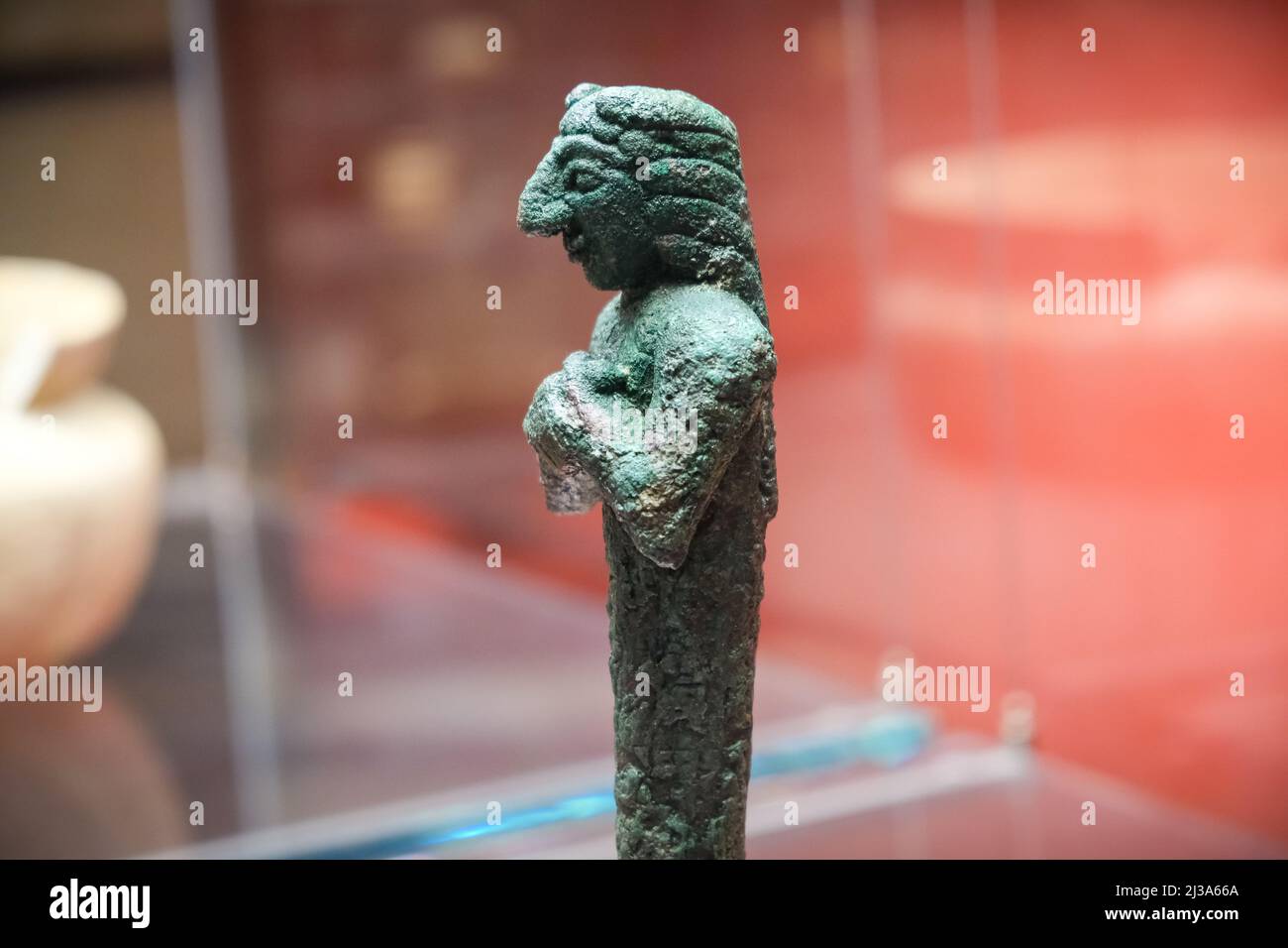 Basra, Iraq - march 31, 2022: photo of ancient objects in the historic museum of Iraq Stock Photo