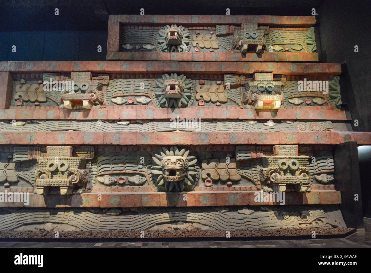 Ruinas del Templo de Ehécatl-Quetzalcóatl en Tlatelolco - México