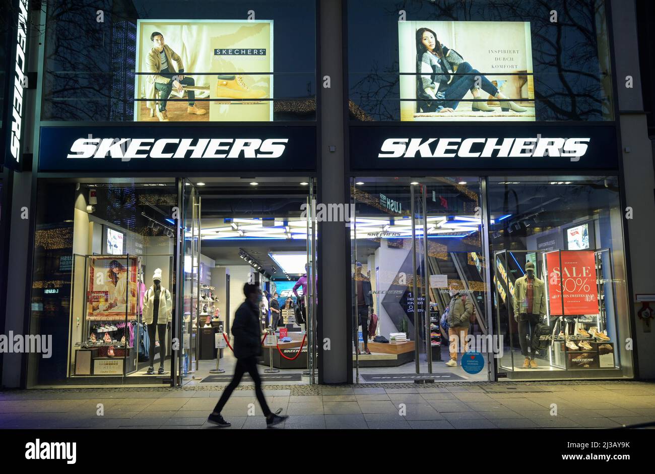 Skechers, Tauentzien, Charlottenburg-Wilmersdorf, Berlin, Germany Stock Photo - Alamy