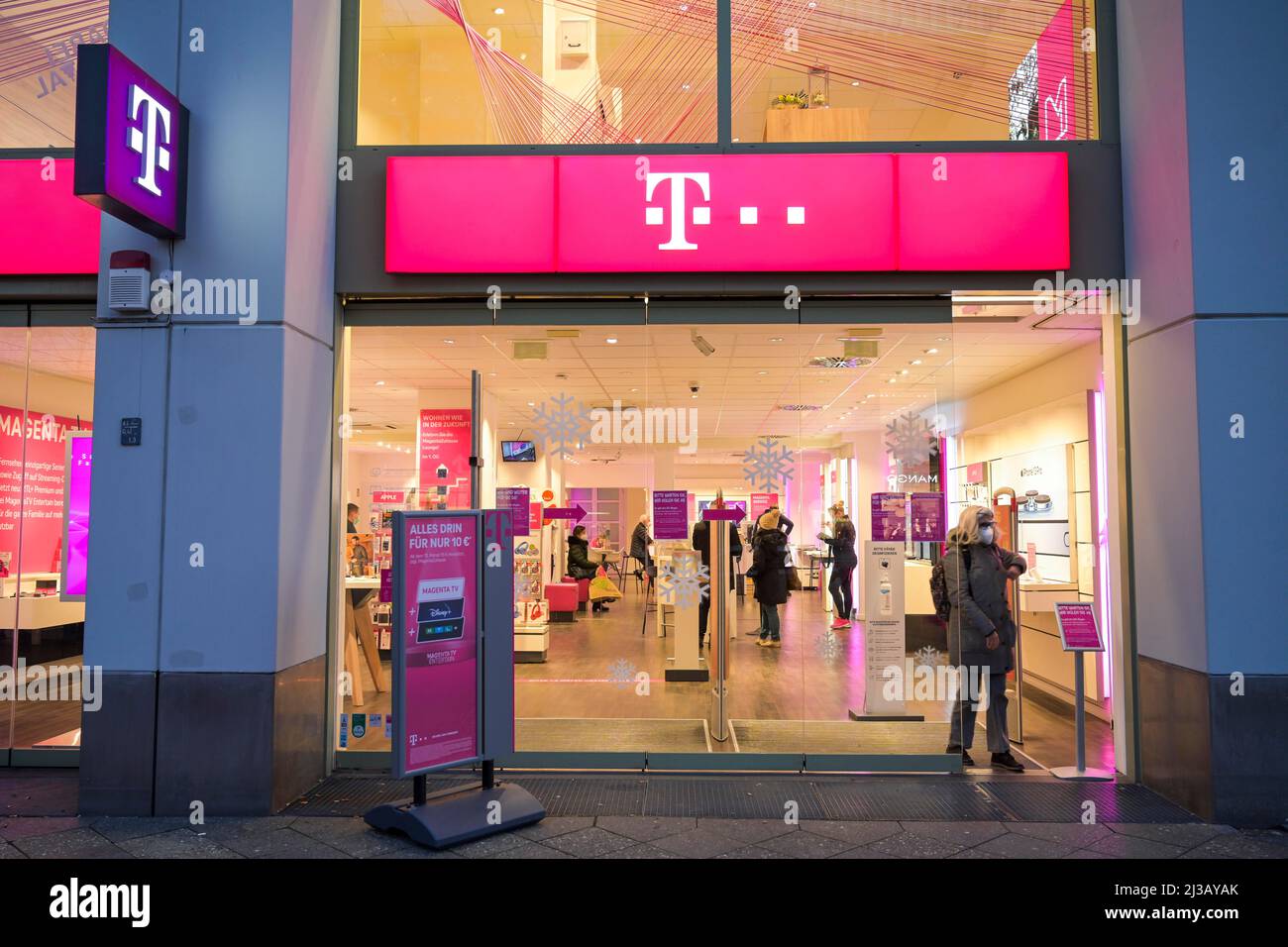 Tpoint hi-res stock photography and images - Alamy