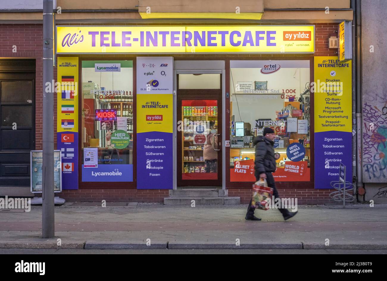 Internet Cafe, Kaisereiche, Friedenau, Tempelhof-Schoeneberg, Berlin,  Germany Stock Photo - Alamy