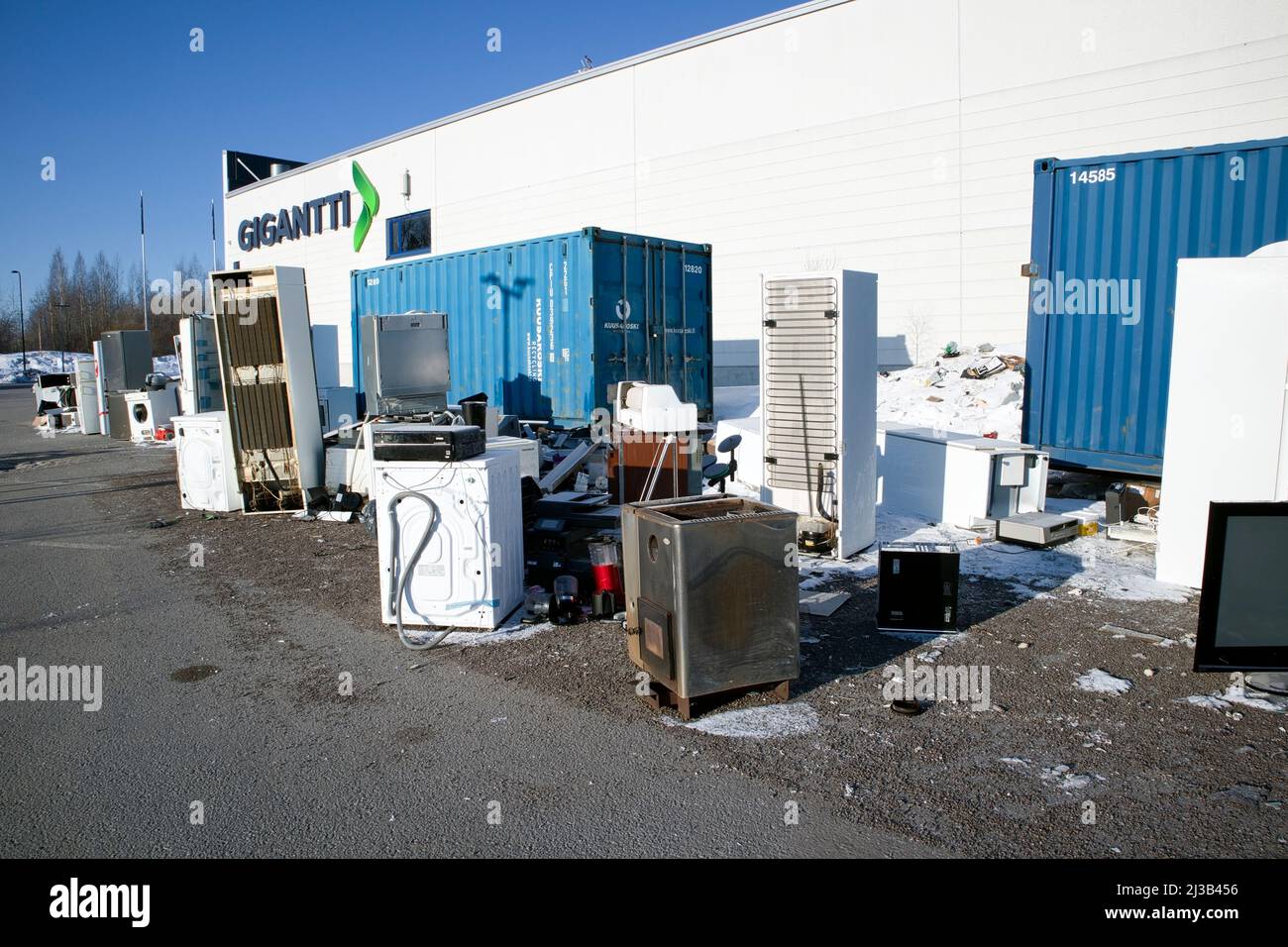 recycling old electrical devices Stock Photo Alamy