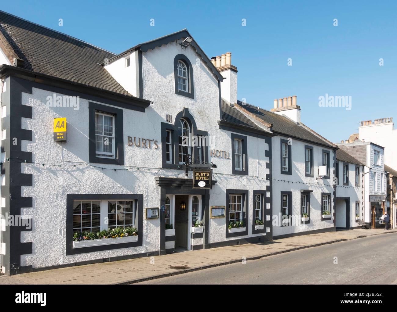 Burt's Hotel, an 18th century listed building in the Market Square, Melrose,  Scottish Borders , Scotland, UK Stock Photo