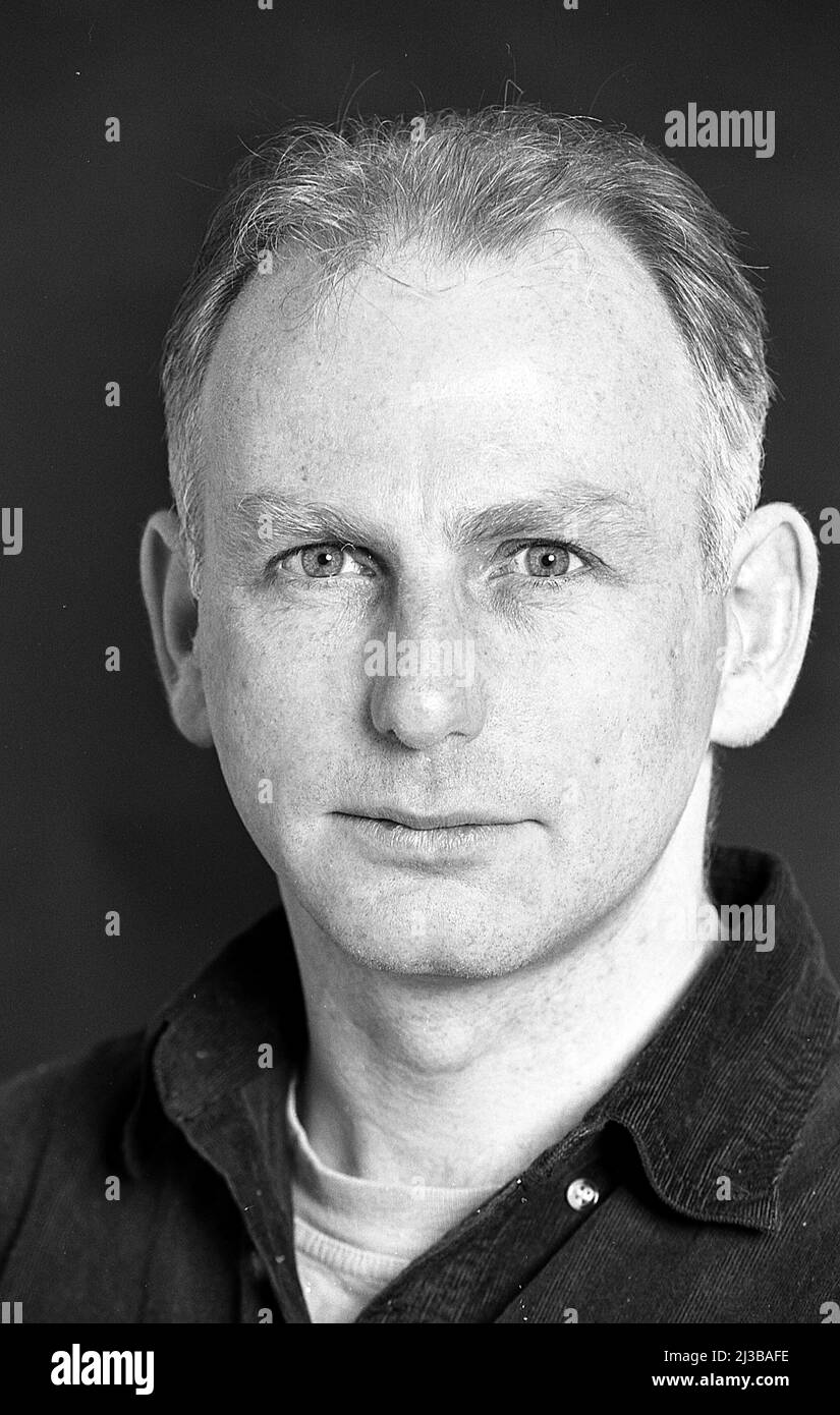 The Scottish actor Gary Lewis. Gary is one of Scotland's best know, and loved actors. He has been in may films and television dramas. Billy Elliot, The Gangs of New York, Orphans, The Glasgow Girls, Outlander and The Vanishing and many more.  ALAN WYLIE/ALAMY © Stock Photo