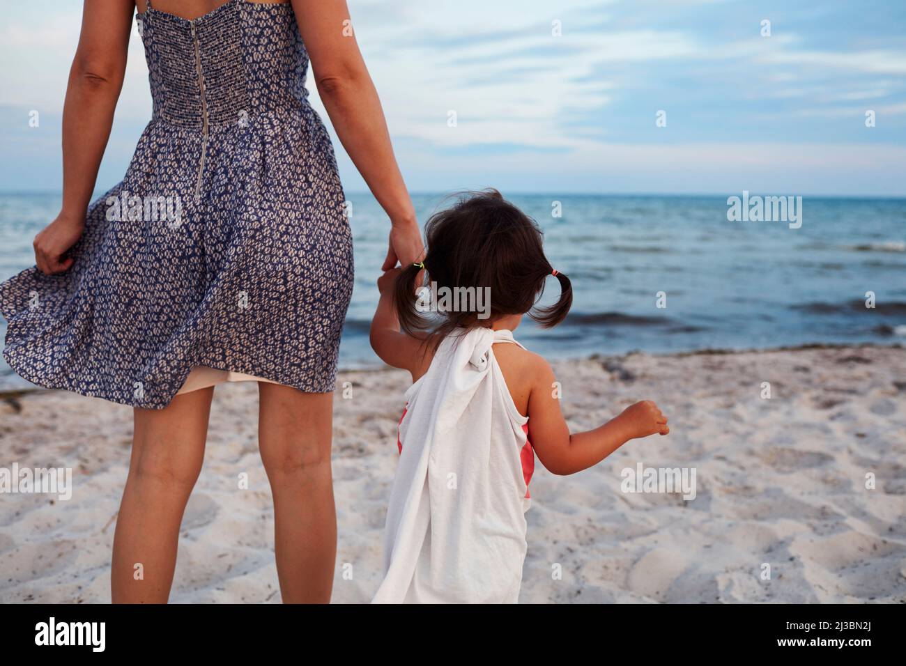 Rear view mother toddler hi-res stock photography and images - Alamy