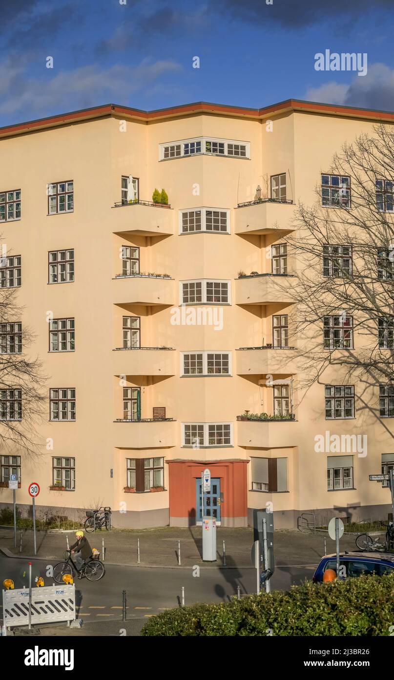 Wohnhaus, Württembergische Straße / Pommersche Straße, Wilmersdorf, Charlottenburg-Wilmersdorf, Berlin, Deutschland Stock Photo
