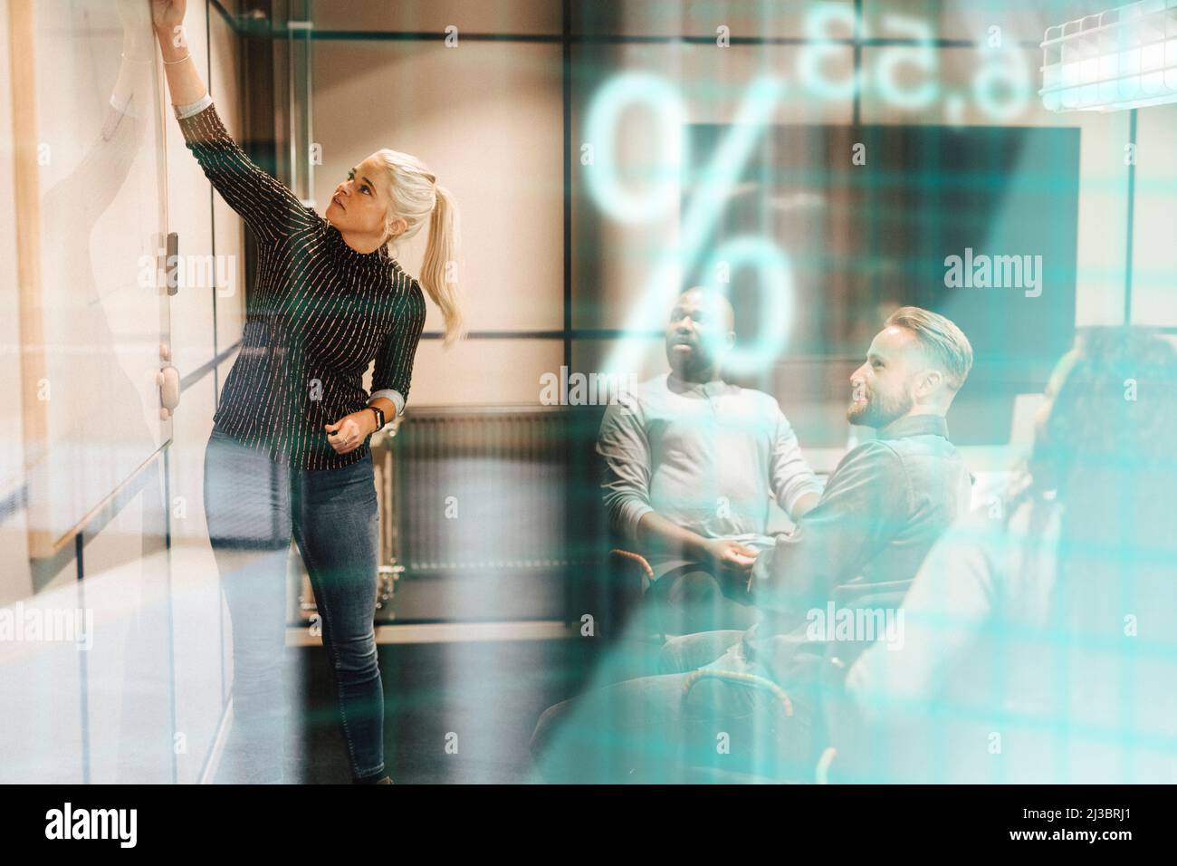 Industry meeting place hi-res stock photography and images - Alamy