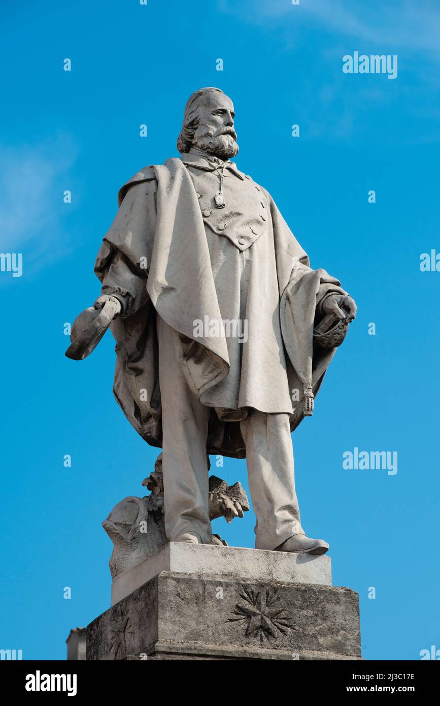 Italy, Lombardy, Soresina, Piazza Giuseppe Garibaldi Square, Garibaldi Statue by Francesco Barzaghi Sculptor Stock Photo