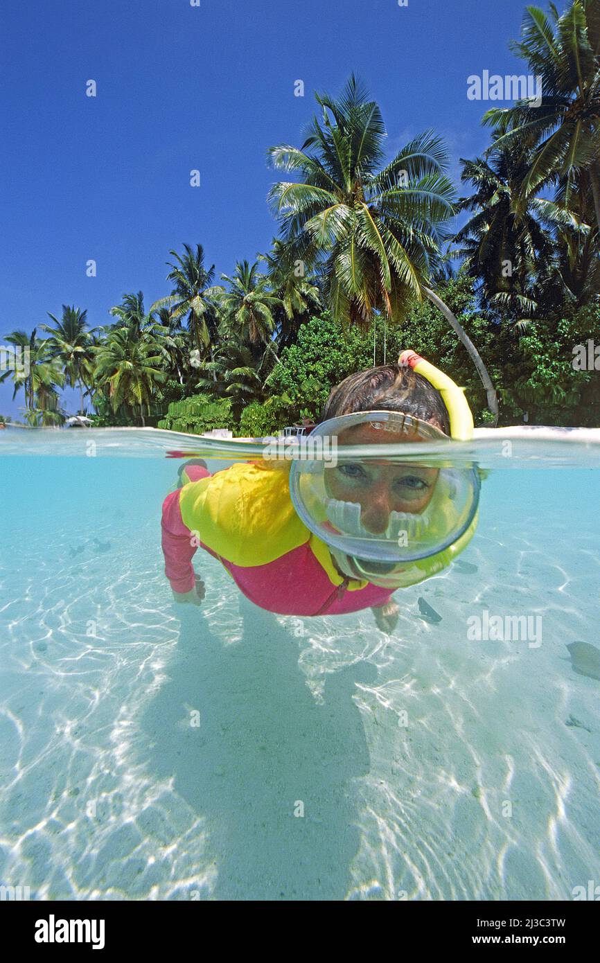Snorkeler snorkeling hi-res stock photography and images - Alamy