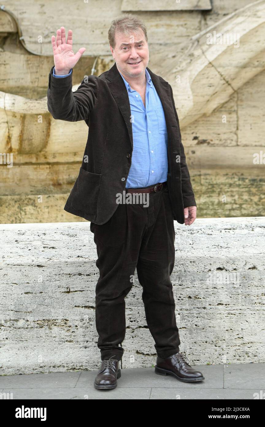 Rome, Italy. 07th Apr, 2022. Corrado Guzzanti attends the photocall of the movie Gli idoli delle donne at Piazza Cavour. Credit: SOPA Images Limited/Alamy Live News Stock Photo