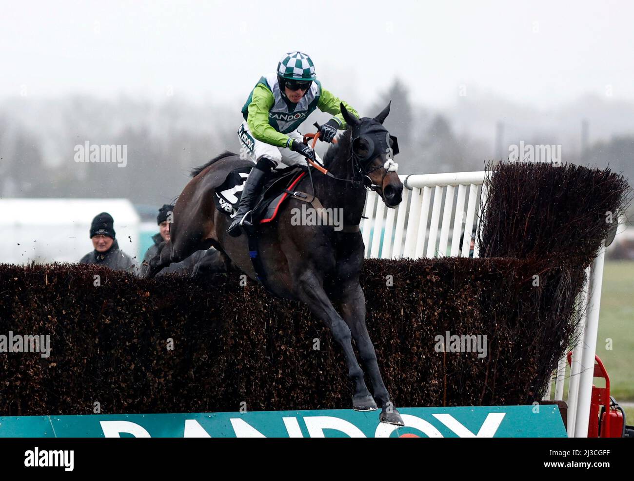 Aintree Racecourse. 7th Apr, 2022. Aintree, Merseyside, England: Grand National Festival, Day 1: Clan Des Obeaux ridden by Harry Cobden clears the final fence as it goes on to win The Betway Bowl Steeple Chase today. Credit: Action Plus Sports/Alamy Live News Stock Photo