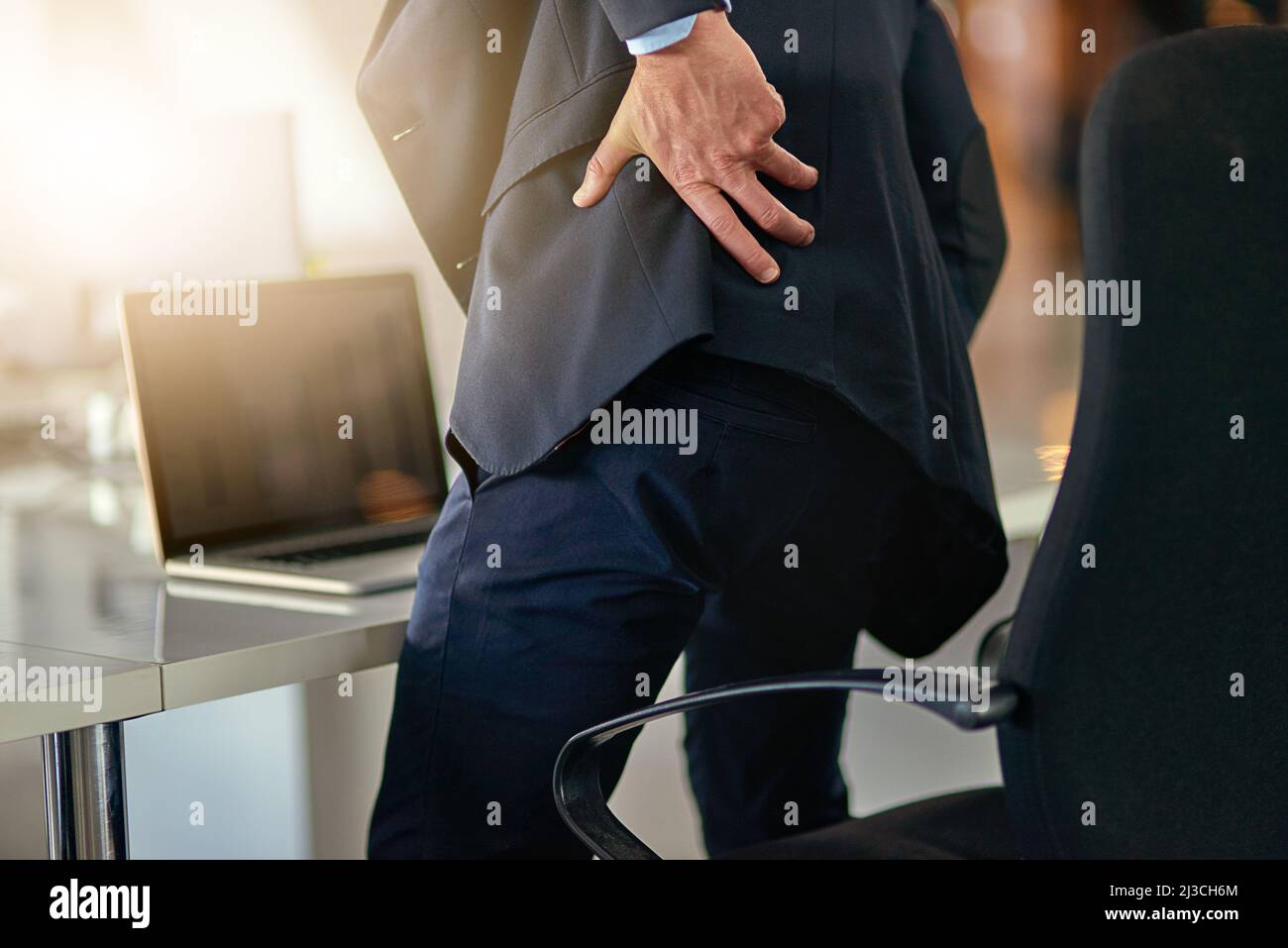 Man back pain office chair hi-res stock photography and images - Alamy