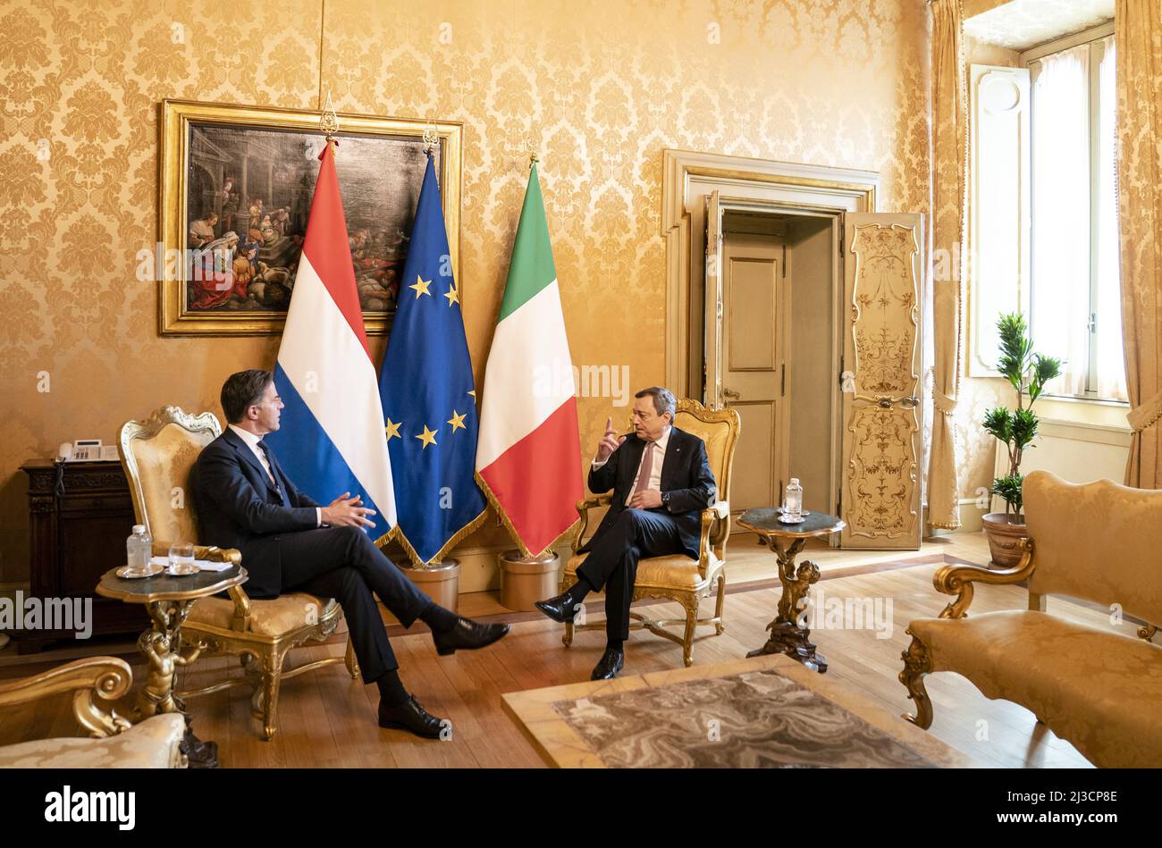 2022-04-07 12:36:38 ROME - Prime Minister Mark Rutte during a meeting with Italian Prime Minister Mario Draghi at the Chigi Palace. The two heads of government will discuss the latest developments in war-torn Ukraine, among other things. ANP BART SIZE netherlands out - belgium out Stock Photo