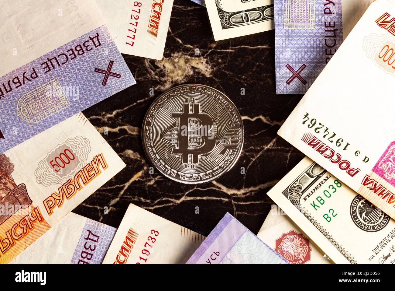 Falling us dollar hi-res stock photography and images - Page 2 - Alamy