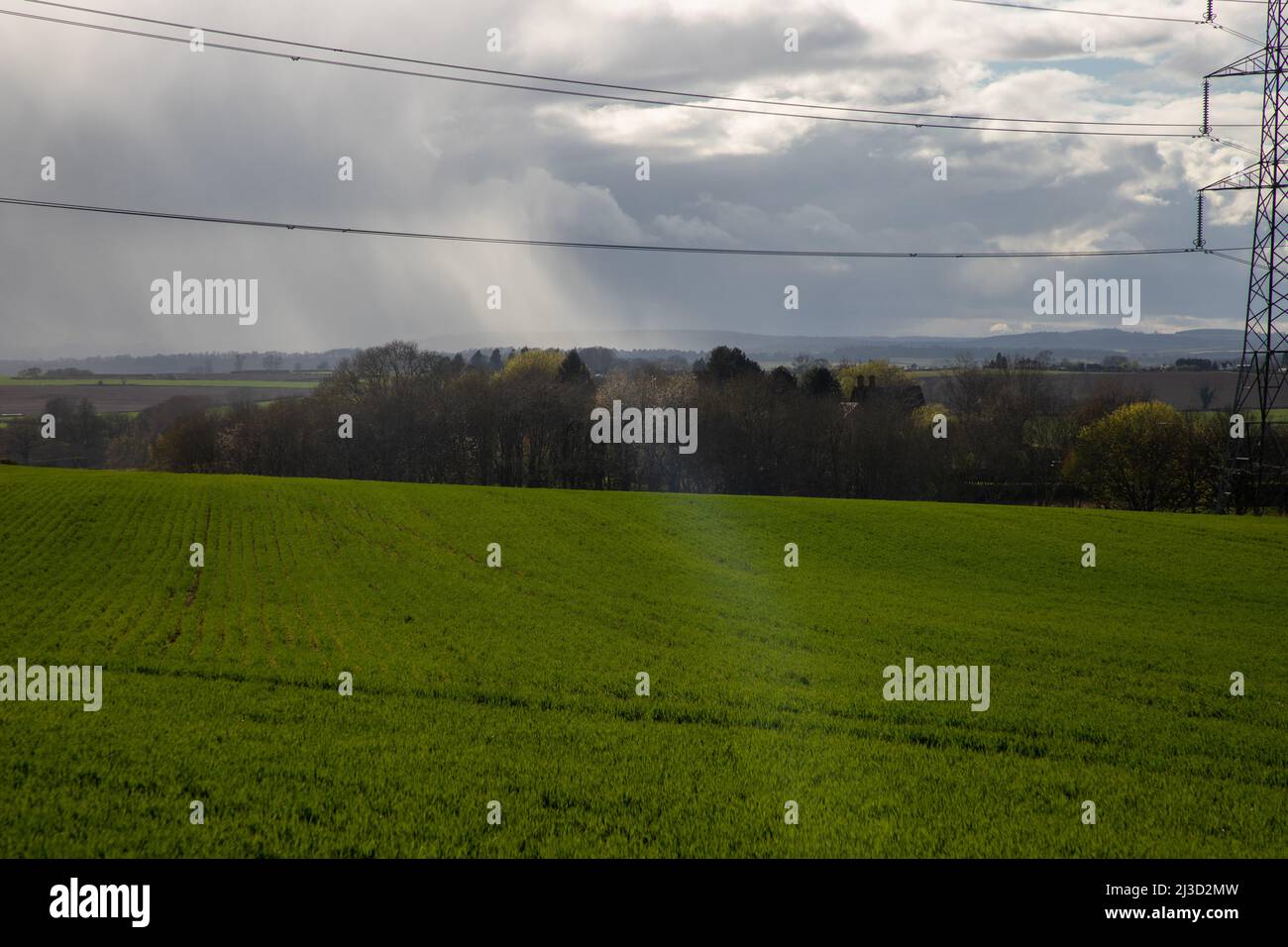 Shropshire, UK 7th April 2022. Rain, Hail and High Winds in Shropshire in the UK.  Credit Richard O'Donoghue/Alamy Live News Stock Photo