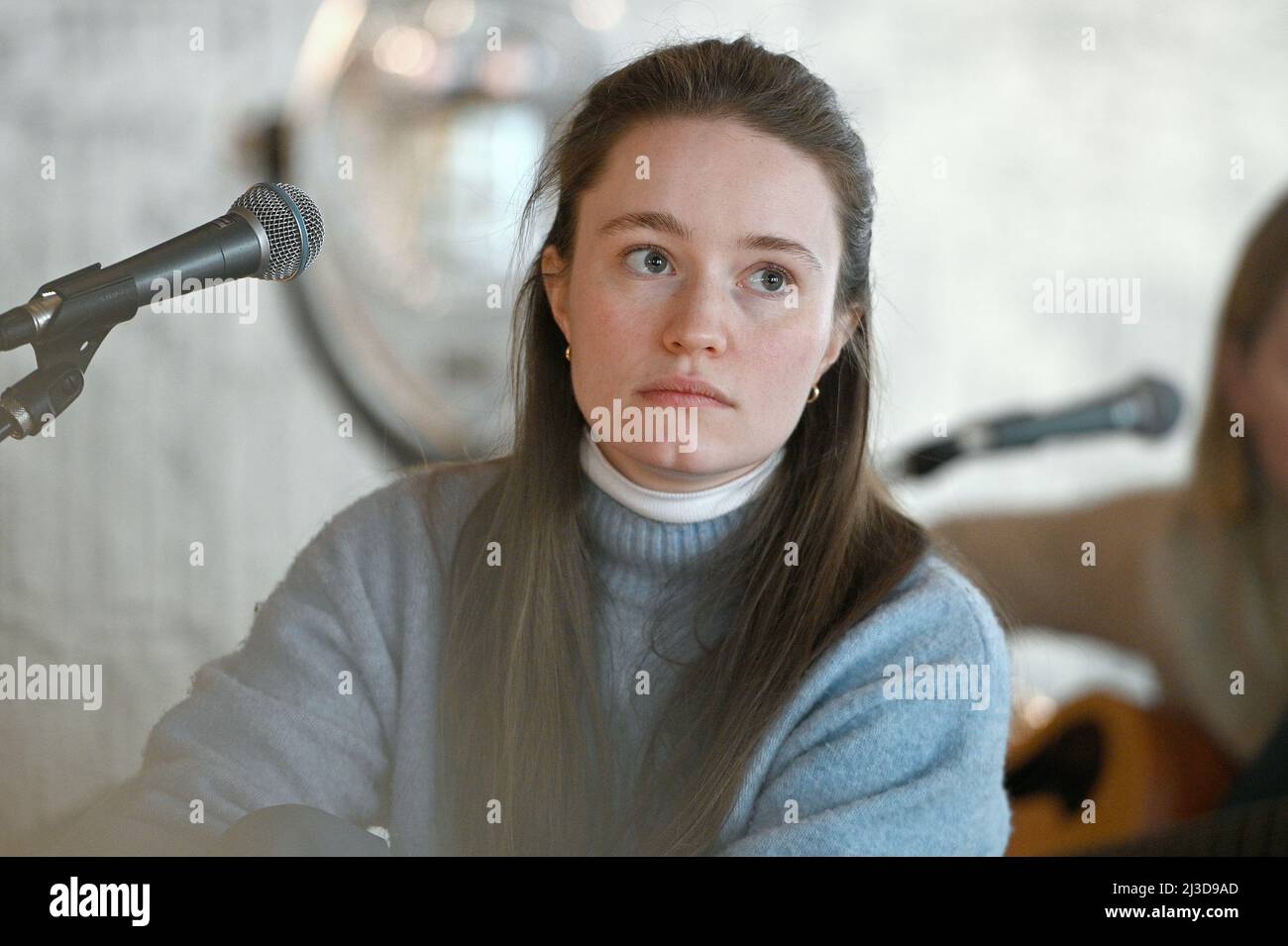 New York, USA. 07th Apr, 2022. Norwegian singer-songwriter Sigrid ...