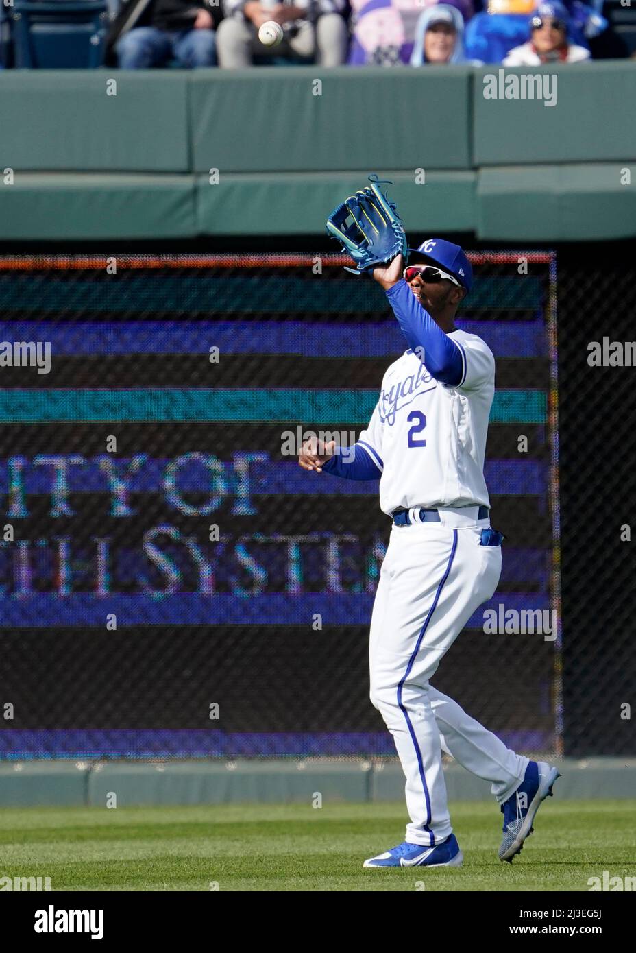 Apr 07, 2022: Kansas City Royals center fielder Michael A. Taylor (2)  records an out at Kauffman Stadium Kansas City, Missouri. The Kansas City  Royals defeated the Cleveland Guardians 3-1. Jon Robichaud/CSM
