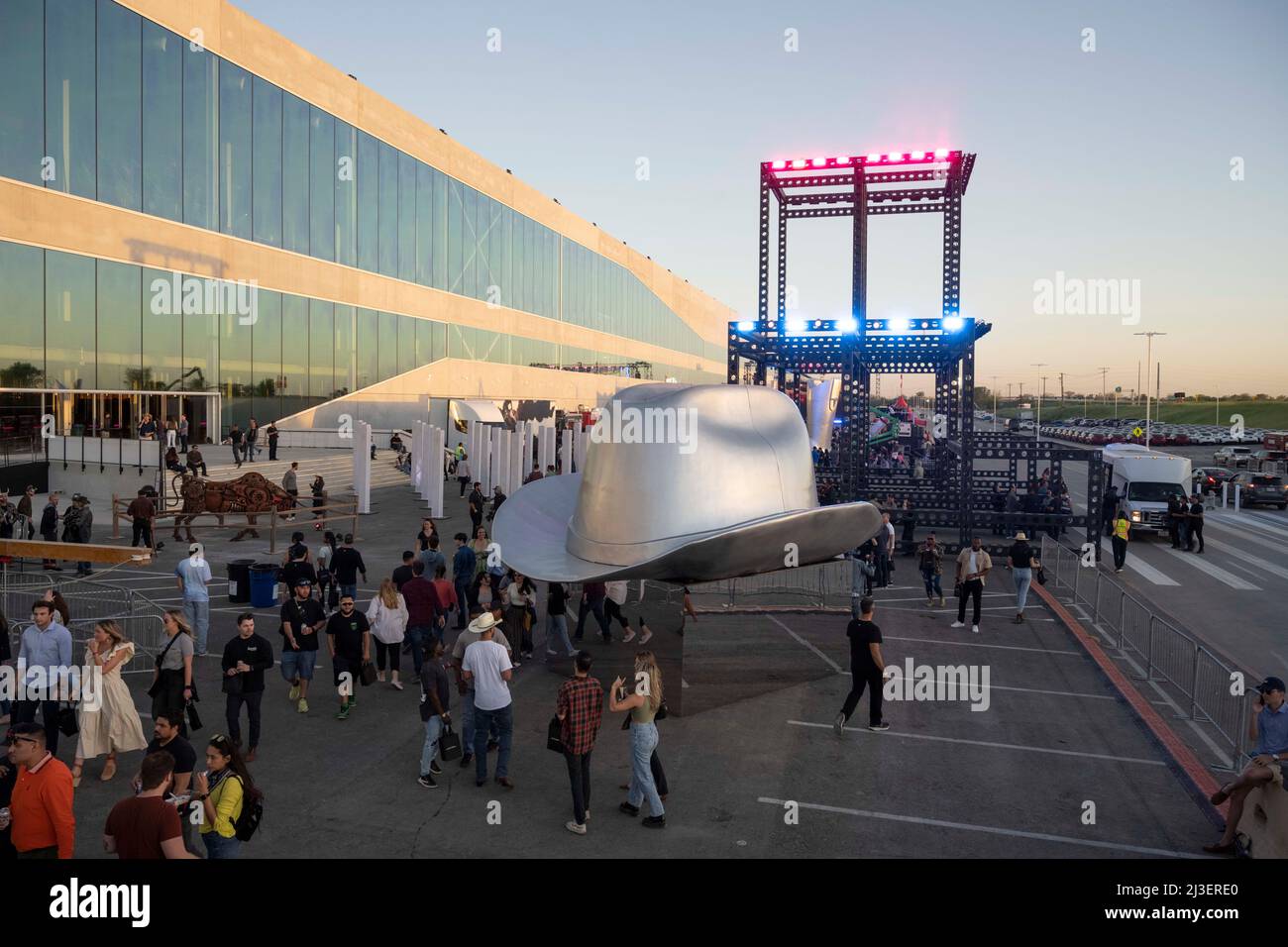 Tesla gigafactory texas hires stock photography and images Alamy