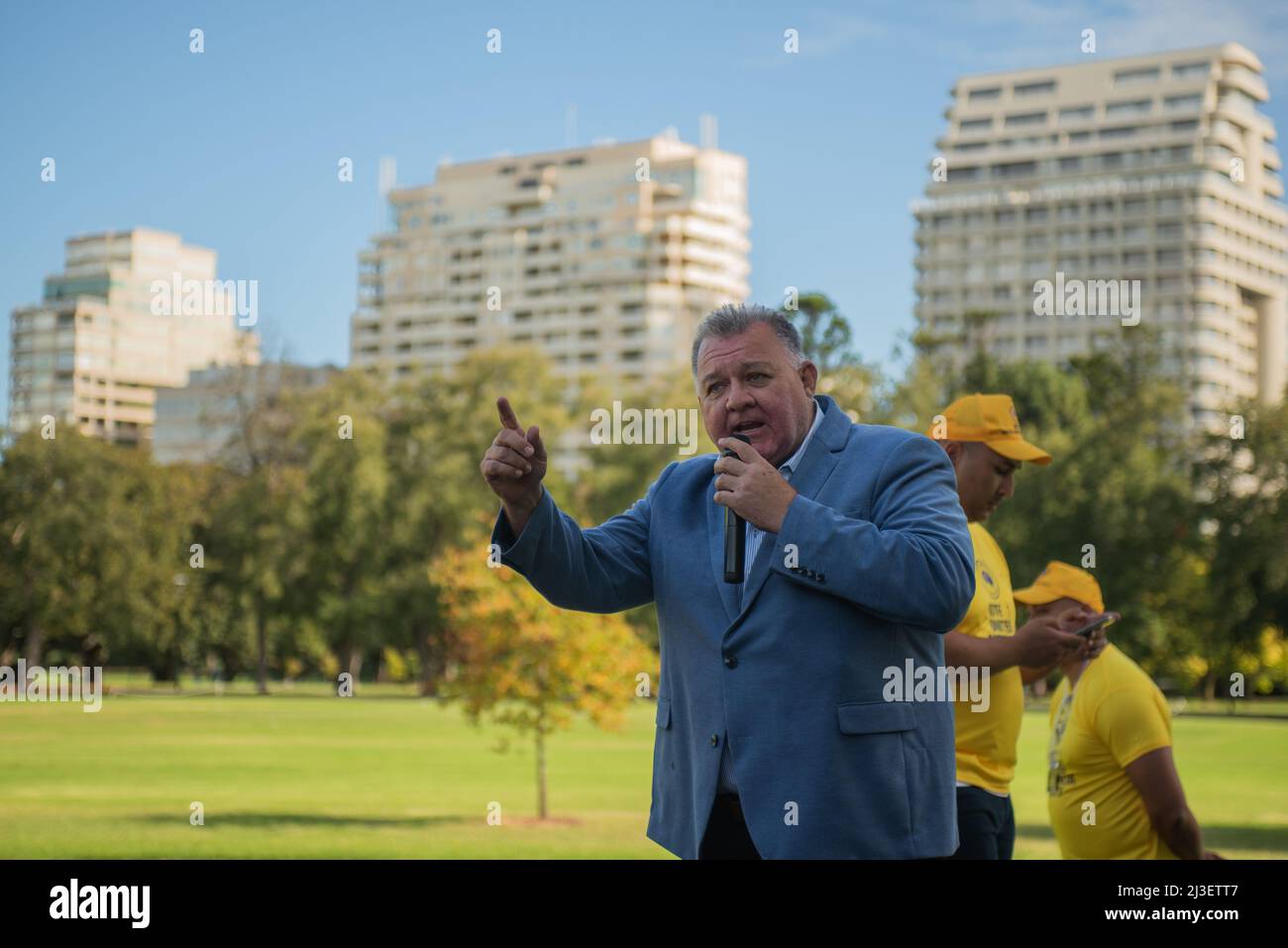8th April 2022, Melbourne, Australia. Member of Australia United Party Craig Kelly hosts a meet and greet barbecue in Fawkner Park. Credit: Jay Kogler/Alamy Live News Stock Photo