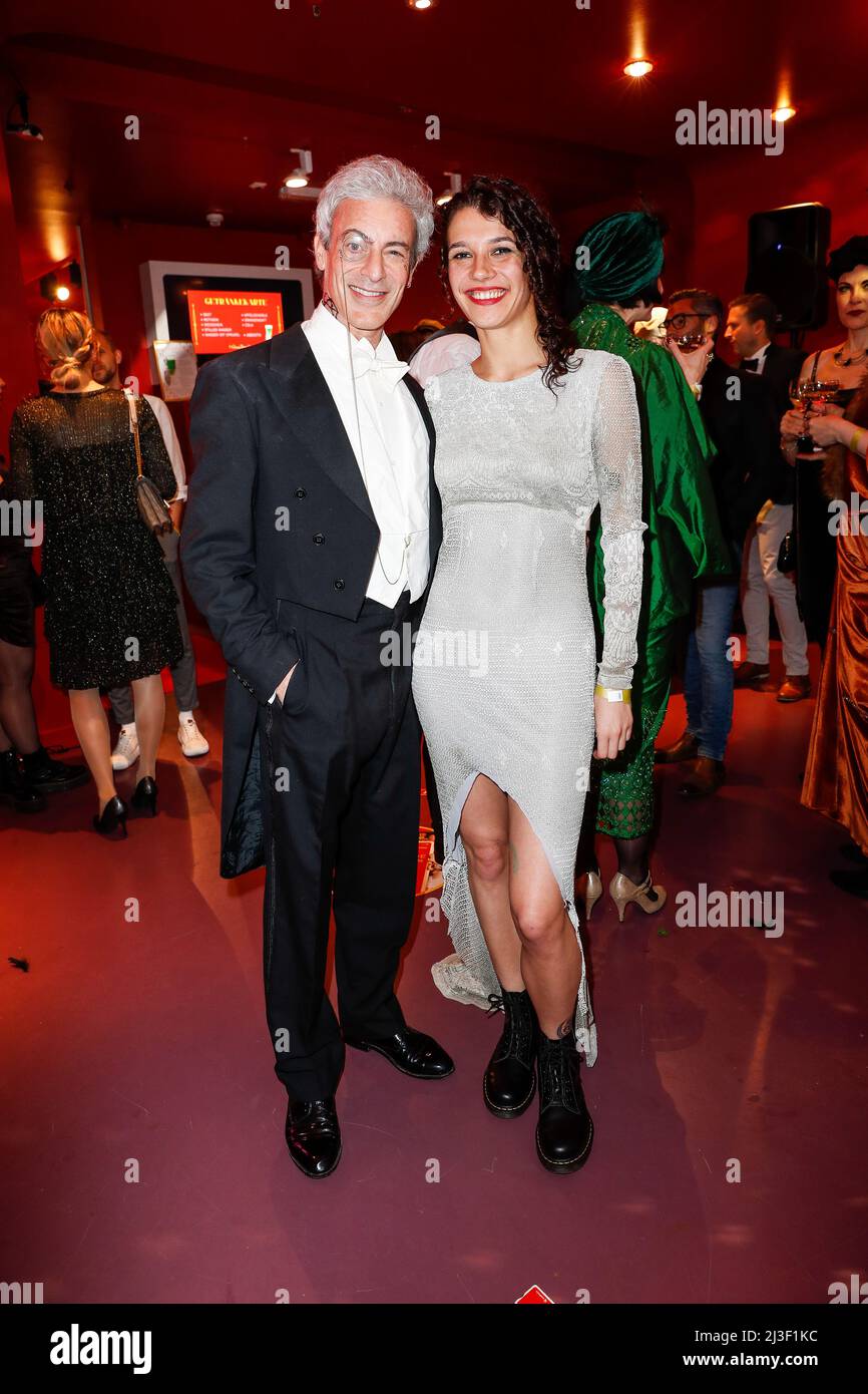 berlin-germany-07th-apr-2022-gedeon-burkhard-and-companion-sascha