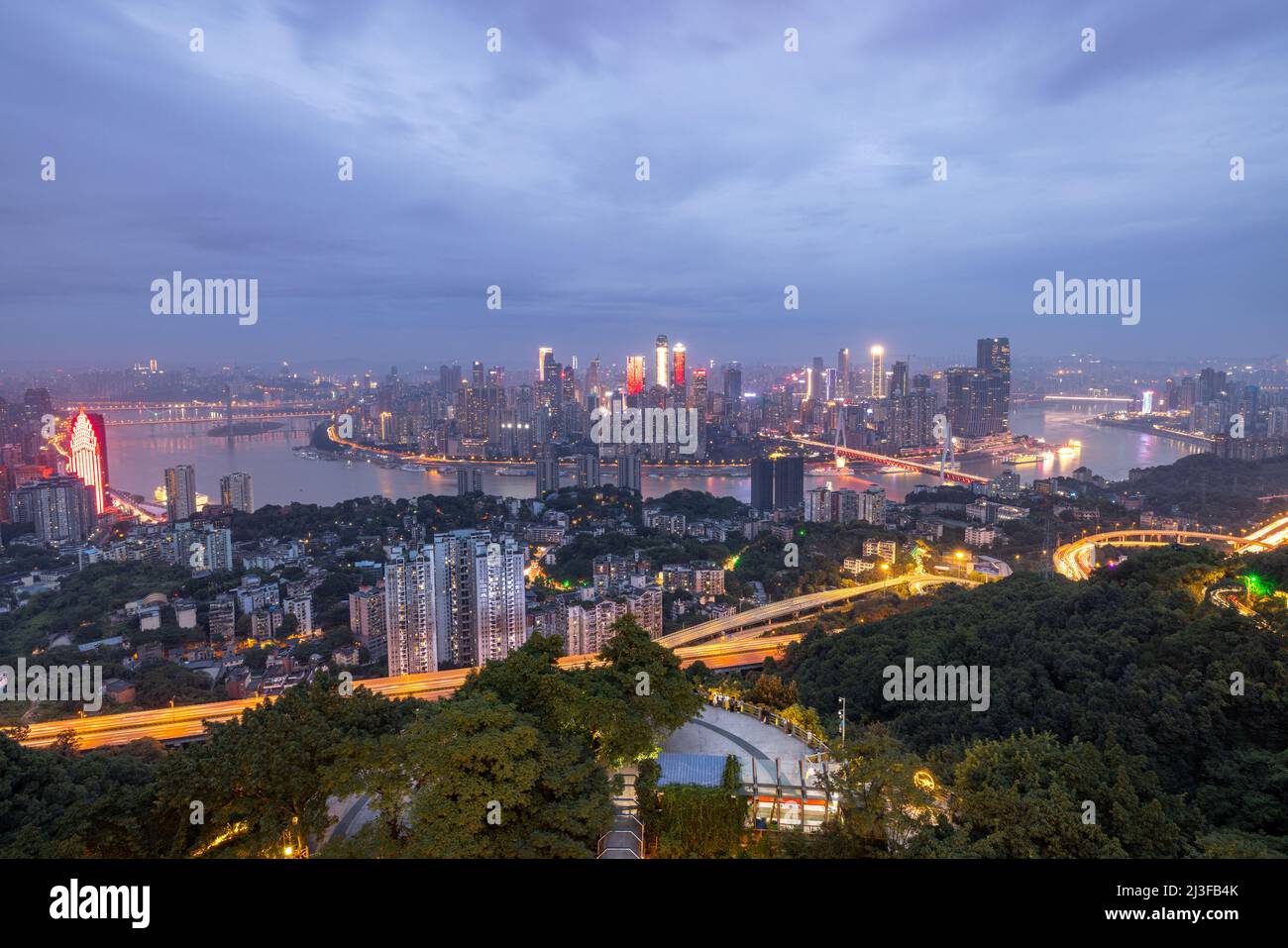 Fog city hi-res stock photography and images - Alamy