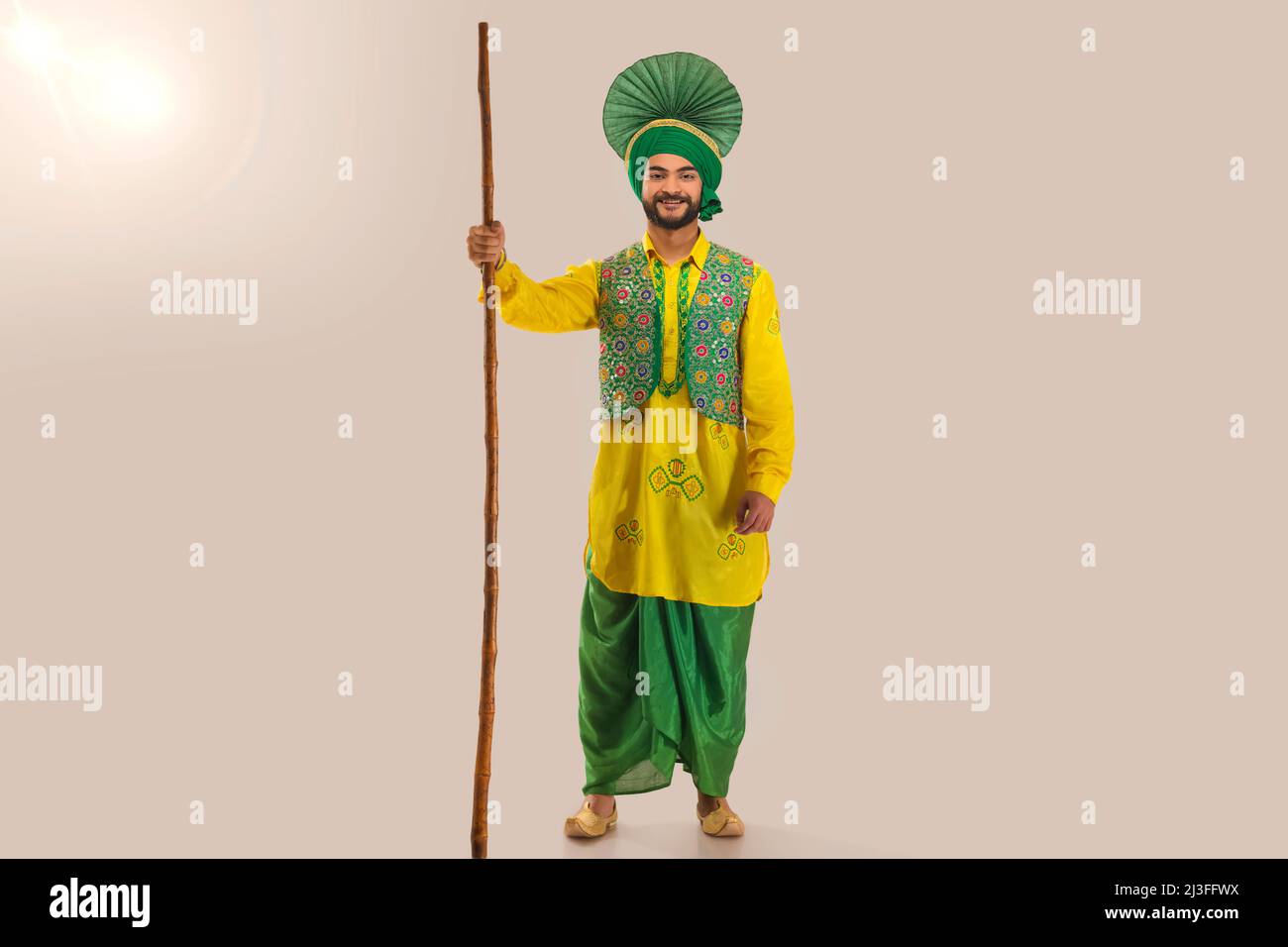 Kurta outfit hi-res stock photography and images - Alamy