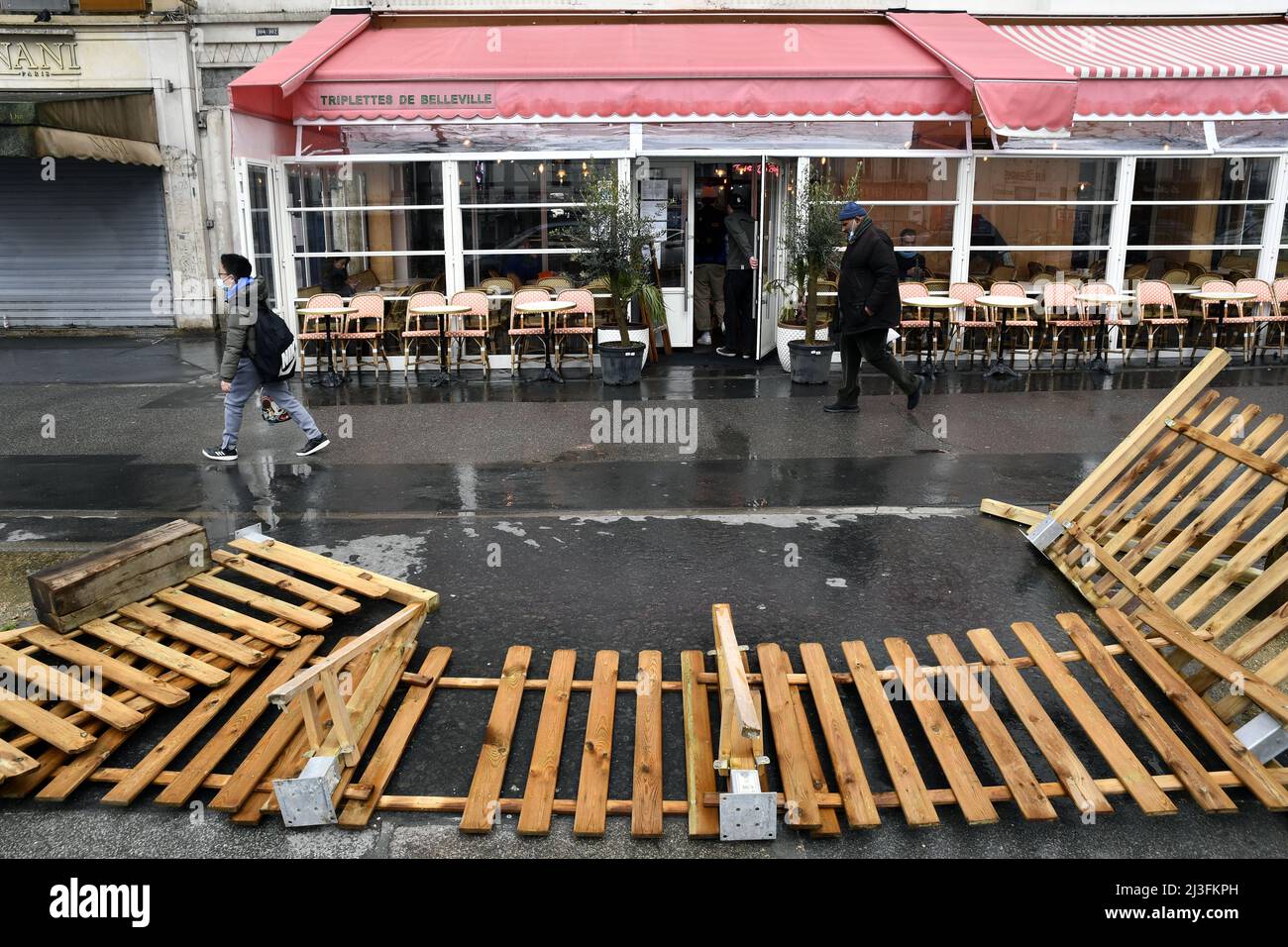 Disassembled Café Terrace - Covid - Paris - France Stock Photo