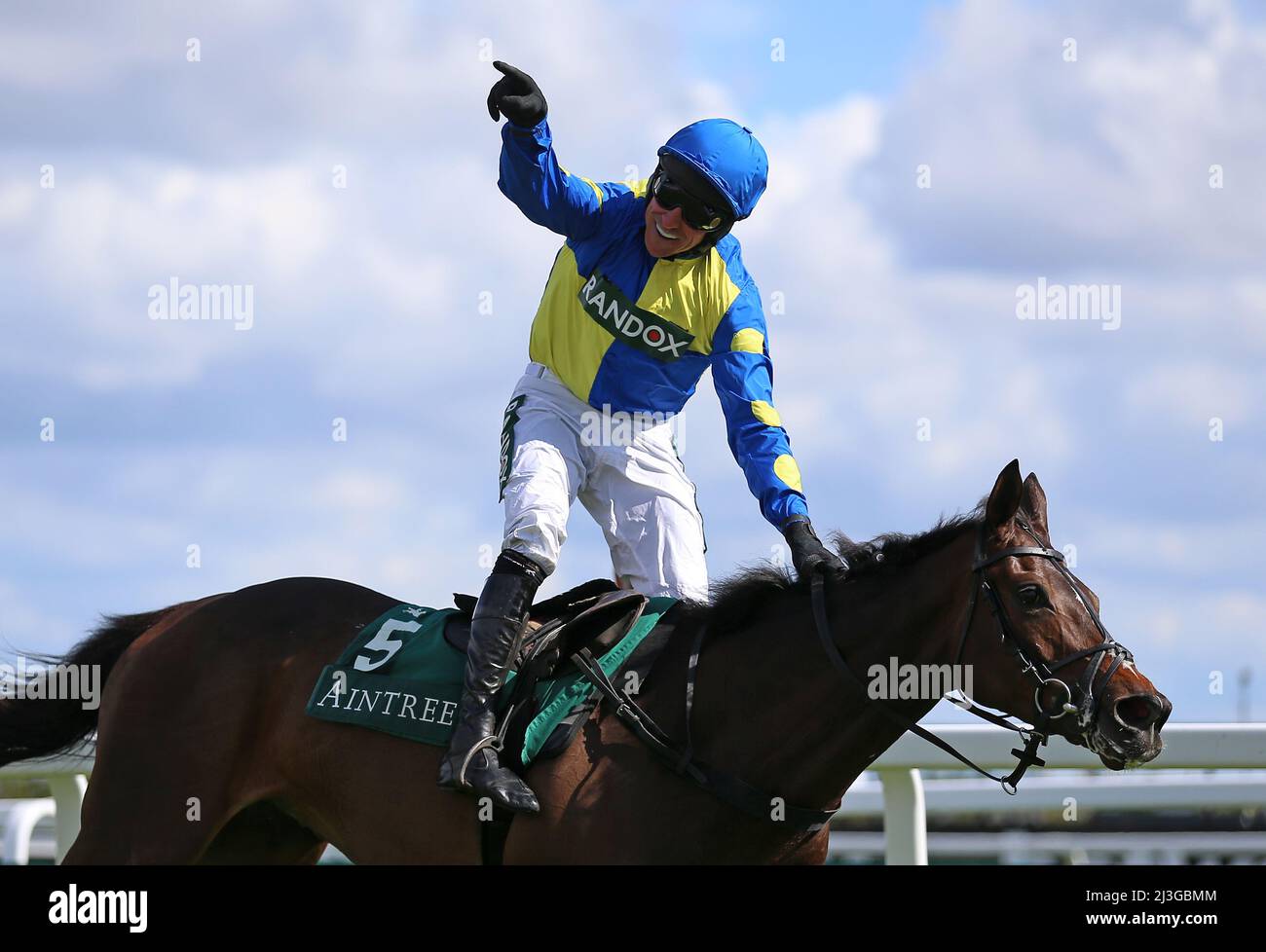 Langer Dan ridden by Harry Skelton wins the 20 Years Together, Alder & Aintree Handicap Hurdle during Ladies Day of the Randox Health Grand National Festival 2022 at Aintree Racecourse, Liverpool.