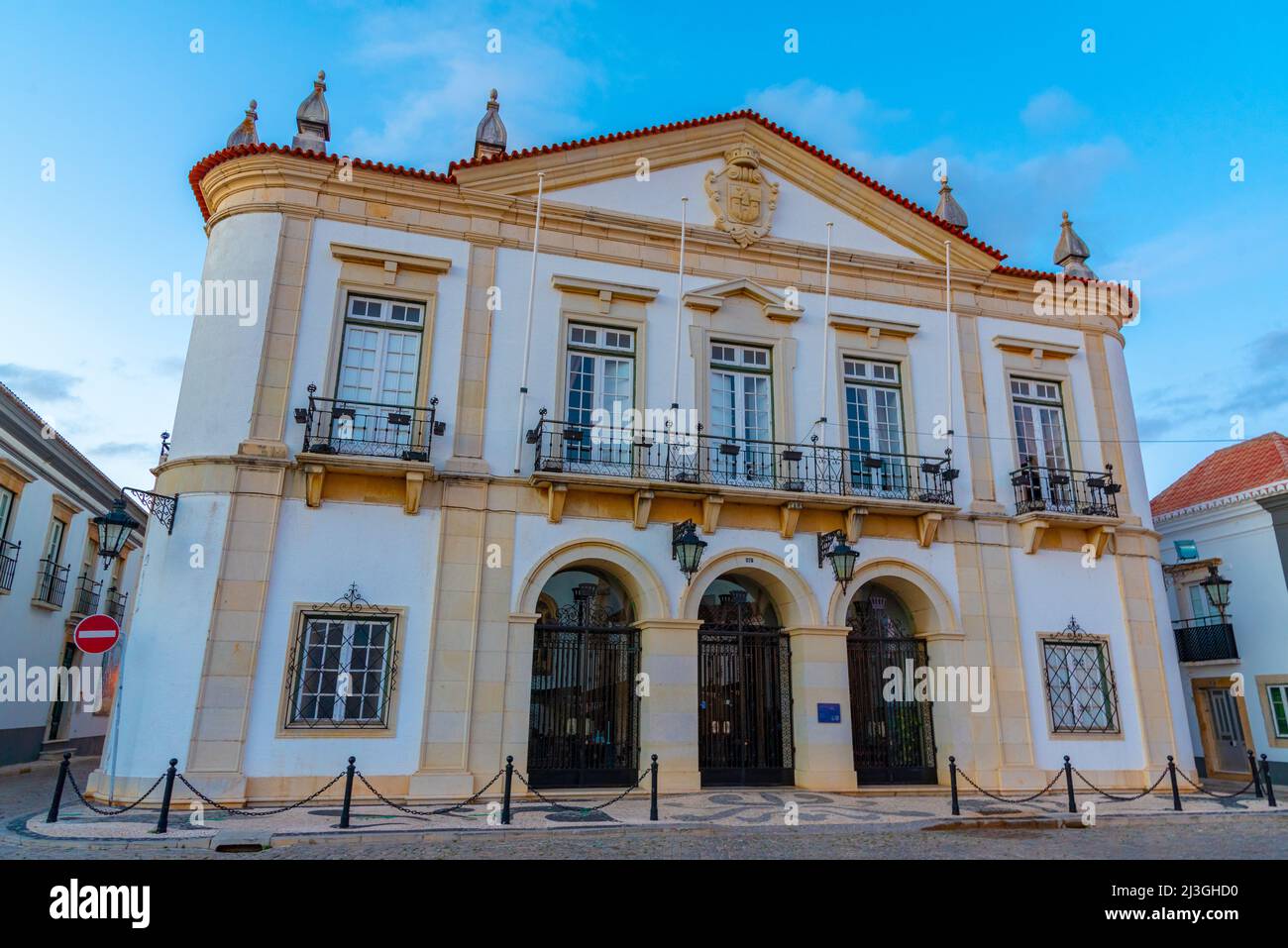 Camara Municipal in Faro in Portugal Stock Photo - Alamy