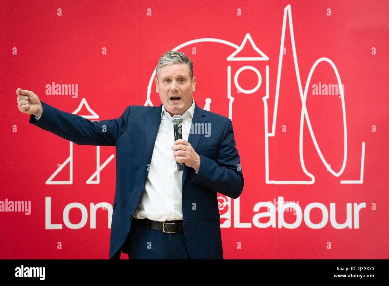 Labour leader Keir Starmer launches the Labour party's London local election campaign in Barnet, north London. Picture date: Friday April 8, 2022. Stock Photo