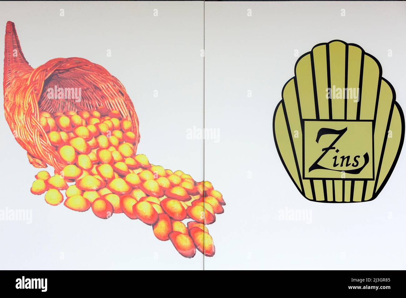 France, Meuse, Commercy, sign of the shop and madeleine-making workshop of Commercy La Boite à Madeleines by the Zins brothers, madeleiniers since 1951 Stock Photo